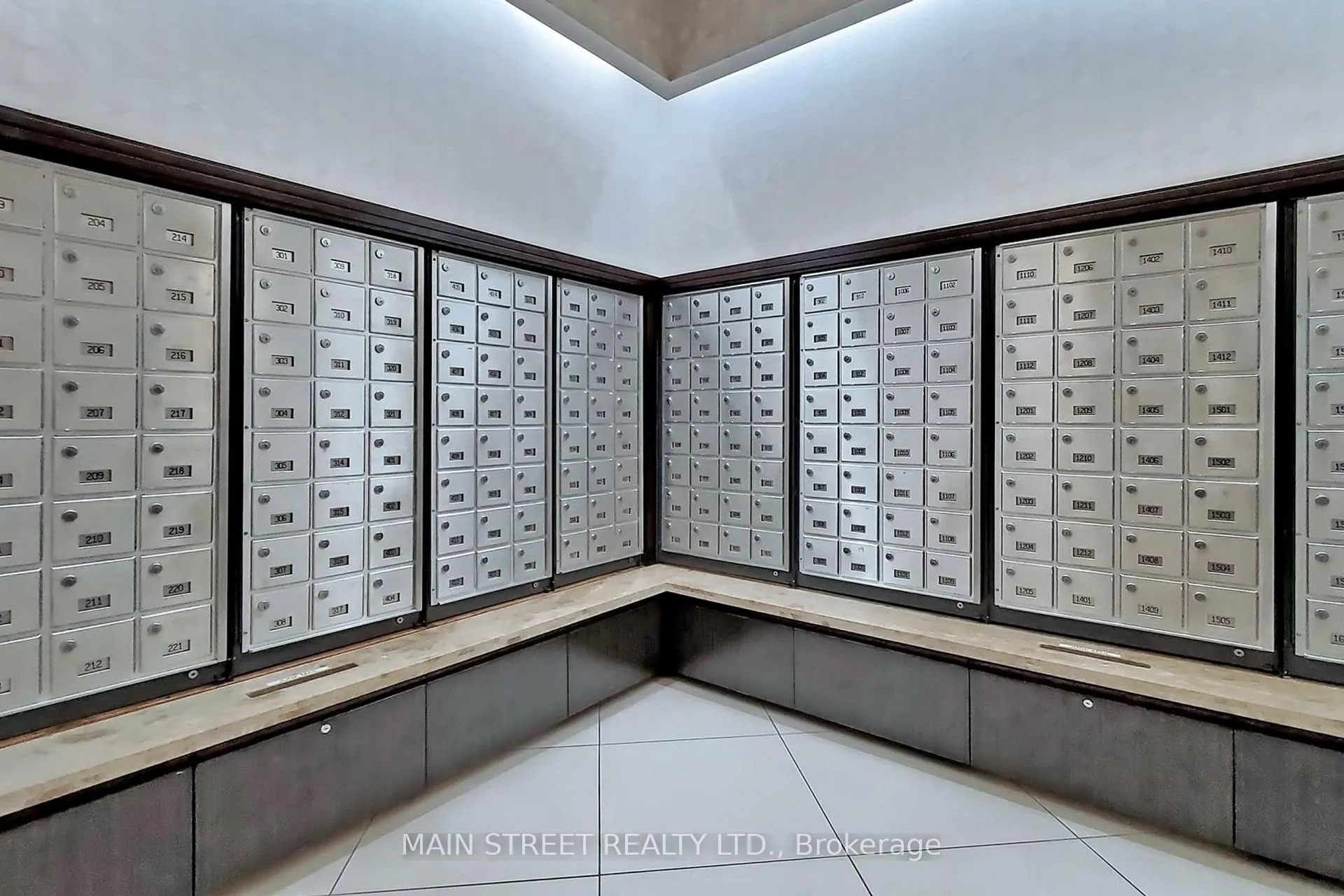 Photo 27 of Unit 903, 30 North Park Road, Vaughan, Beverley Glen — HOMEH