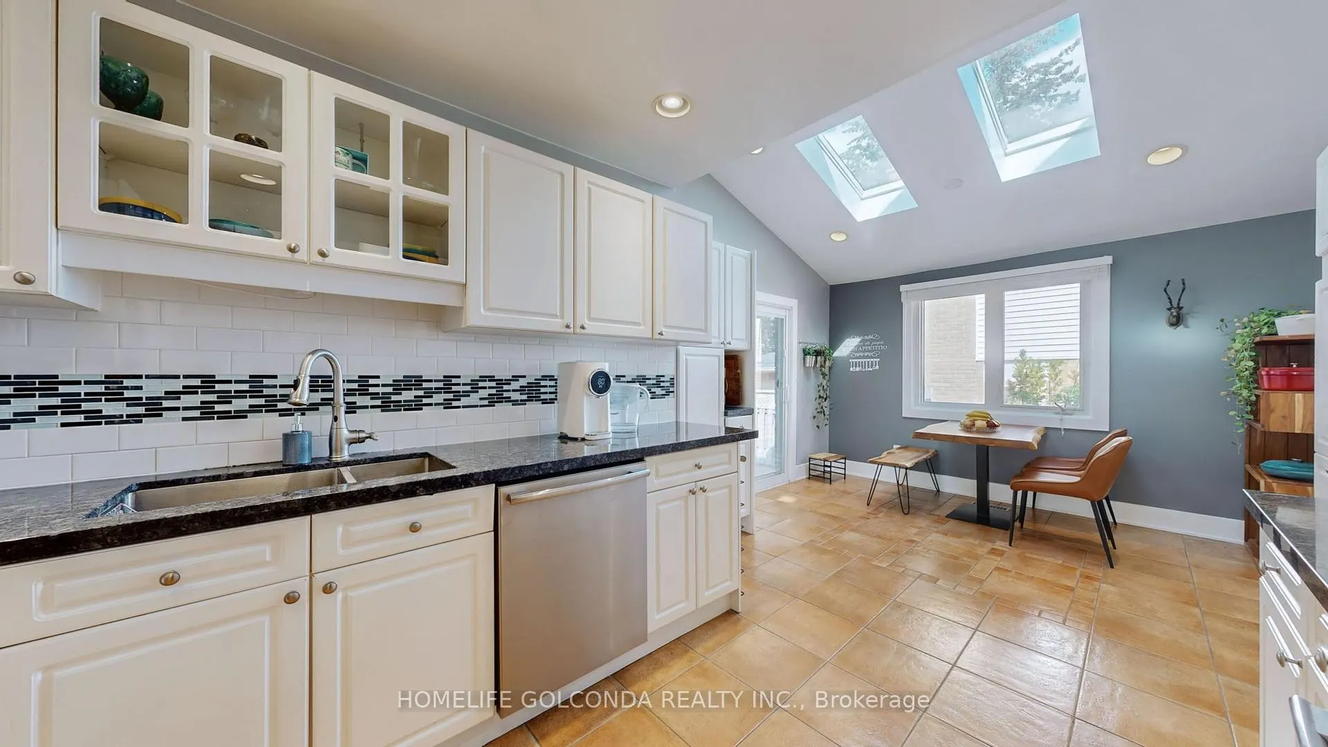 Photo 12 of 54 Senator Reesor's Drive, Markham, Sherwood-Amberglen — HOMEH