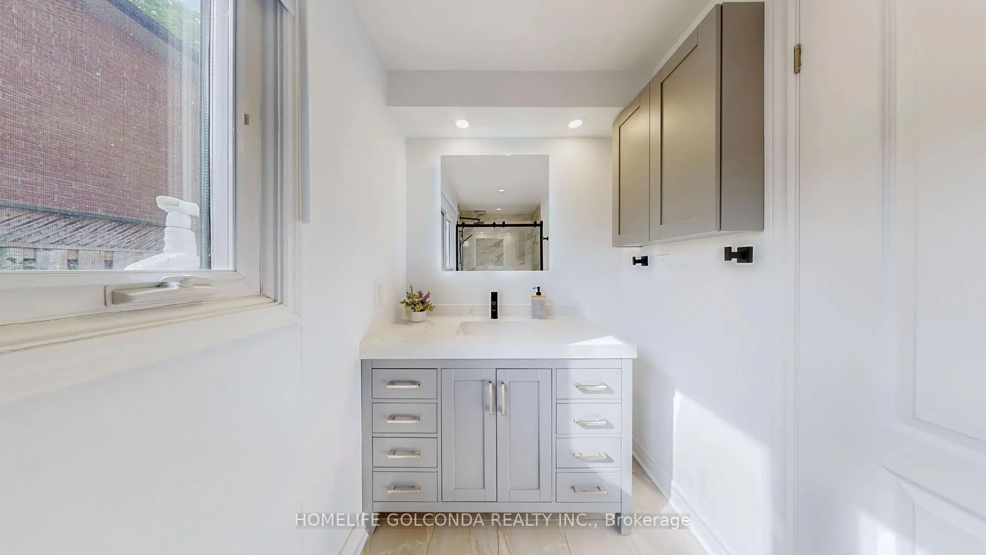Photo 33 of 54 Senator Reesor's Drive, Markham, Sherwood-Amberglen — HOMEH