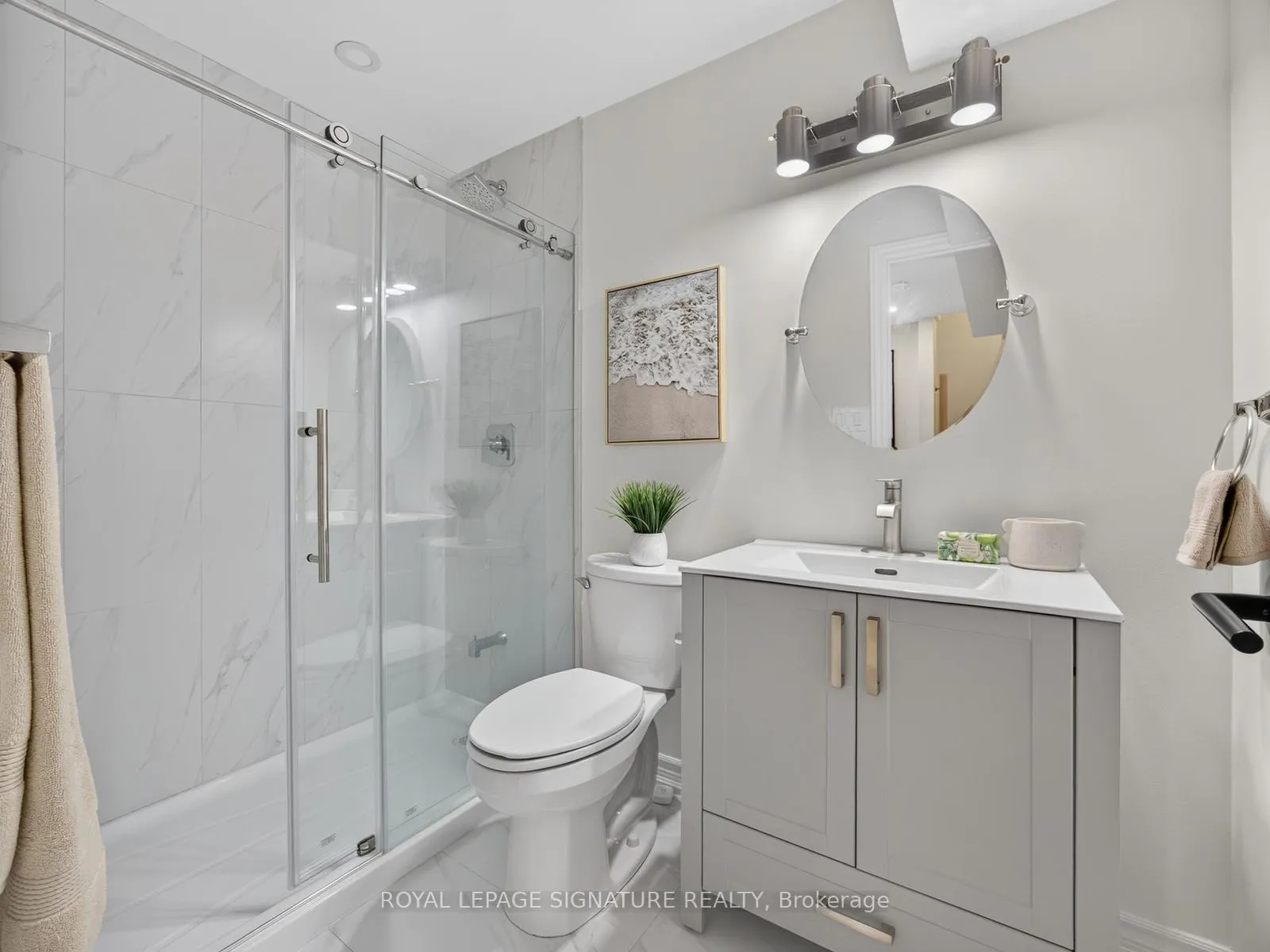 Photo 20 of 679 Sunbird Trail, Pickering, Amberlea — HOMEH