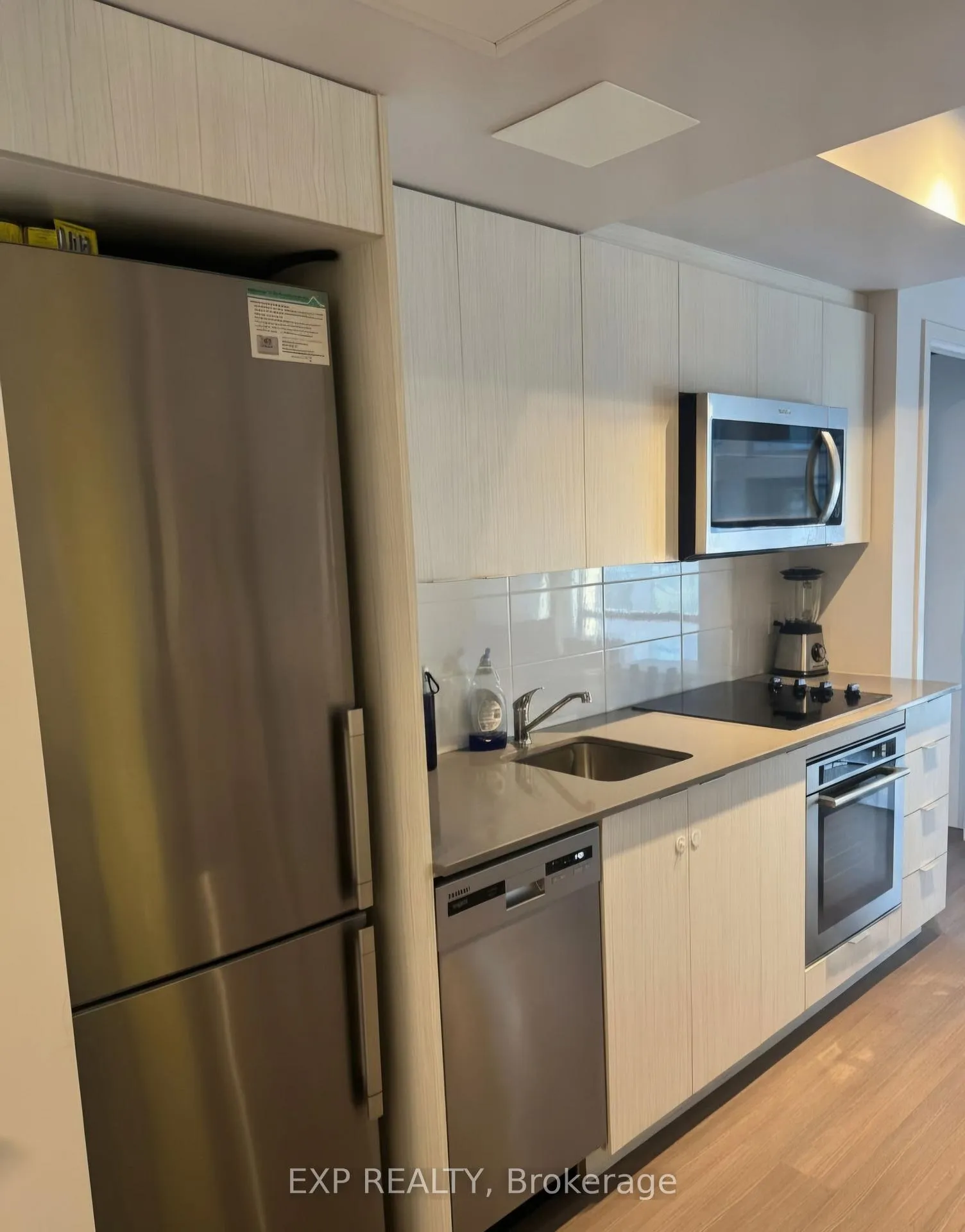 Photo 3 of Unit 1102, 105 Champagne Avenue S, Ottawa, West Centre Town — HOMEH