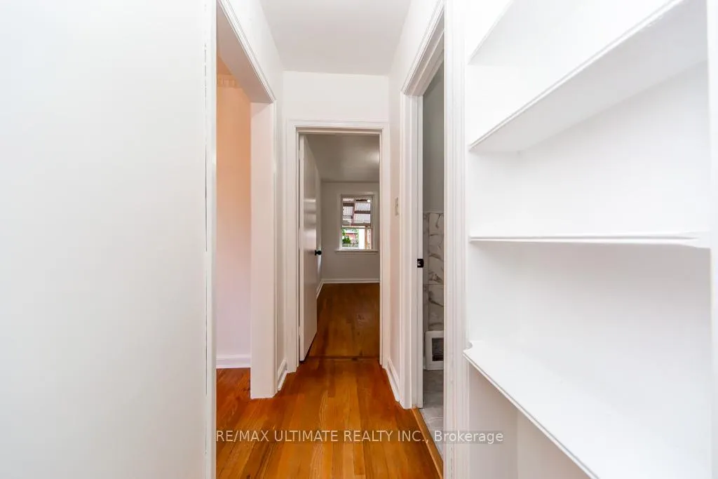 Photo 26 of 61 Yorkview Drive, Etobicoke, Stonegate-Queensway — HOMEH