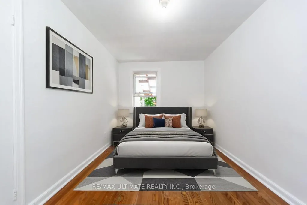 Photo 28 of 61 Yorkview Drive, Etobicoke, Stonegate-Queensway — HOMEH