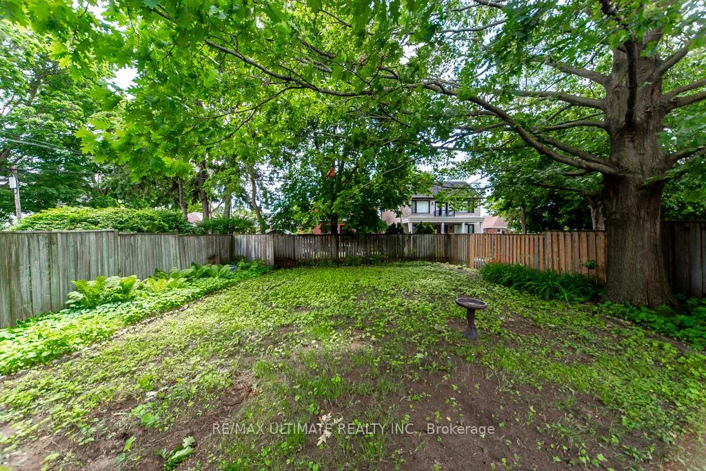 Photo 44 of 61 Yorkview Drive, Etobicoke, Stonegate-Queensway — HOMEH