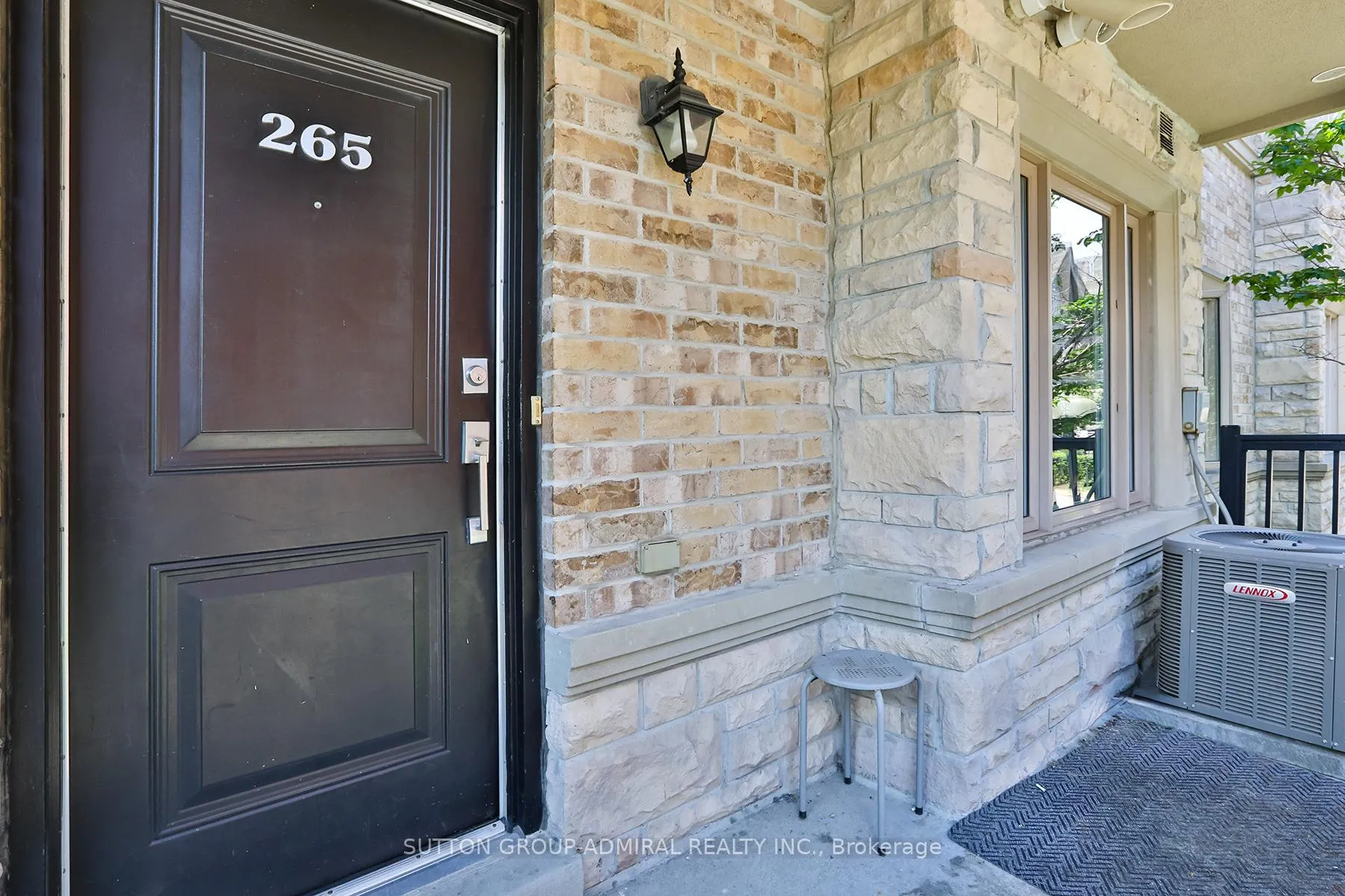 Photo 3 of Unit 265, 318 John Street, Markham, Aileen-Willowbrook — HOMEH