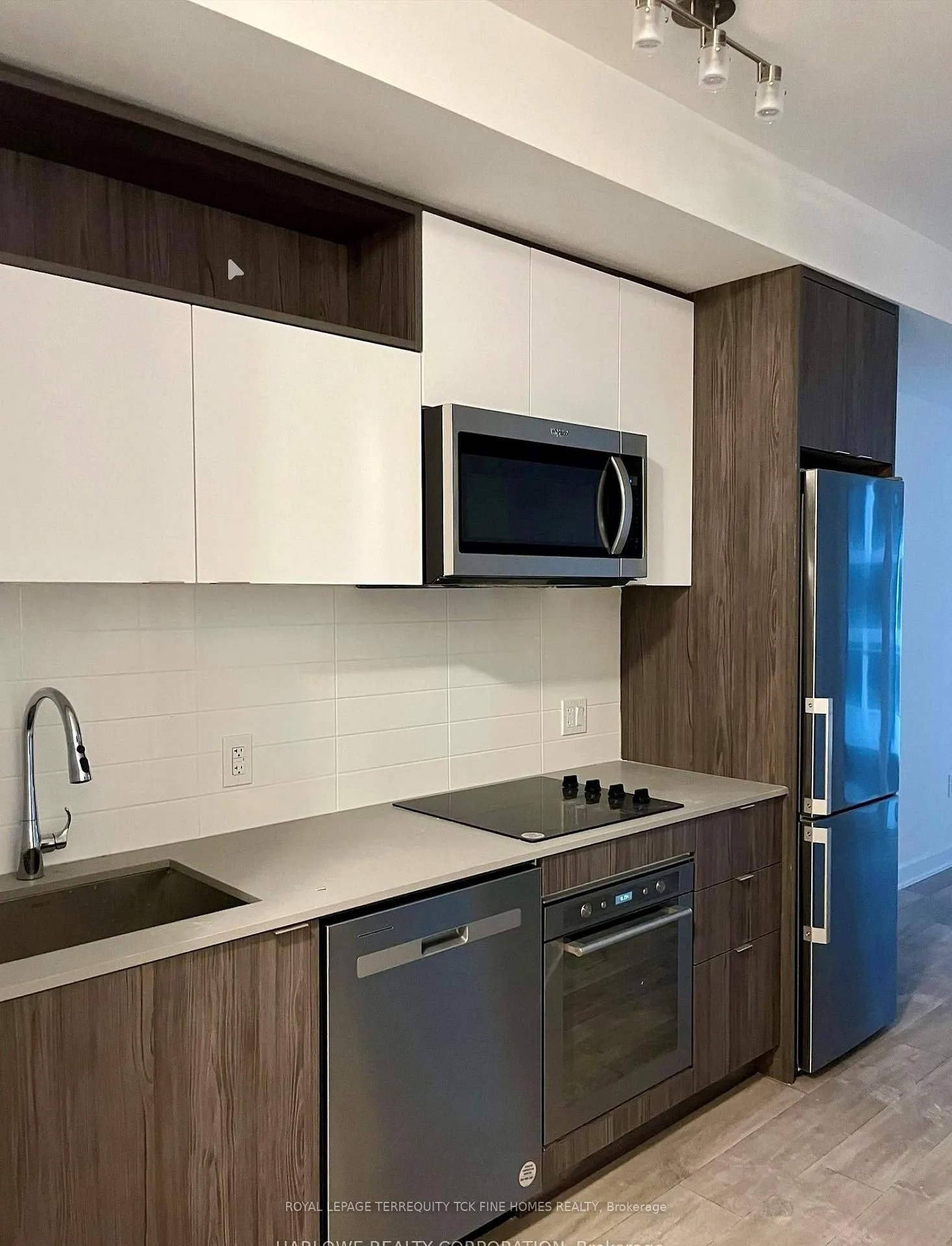 Photo 2 of Unit 352, 60 Princess Street, Toronto, Waterfront Communities — HOMEH