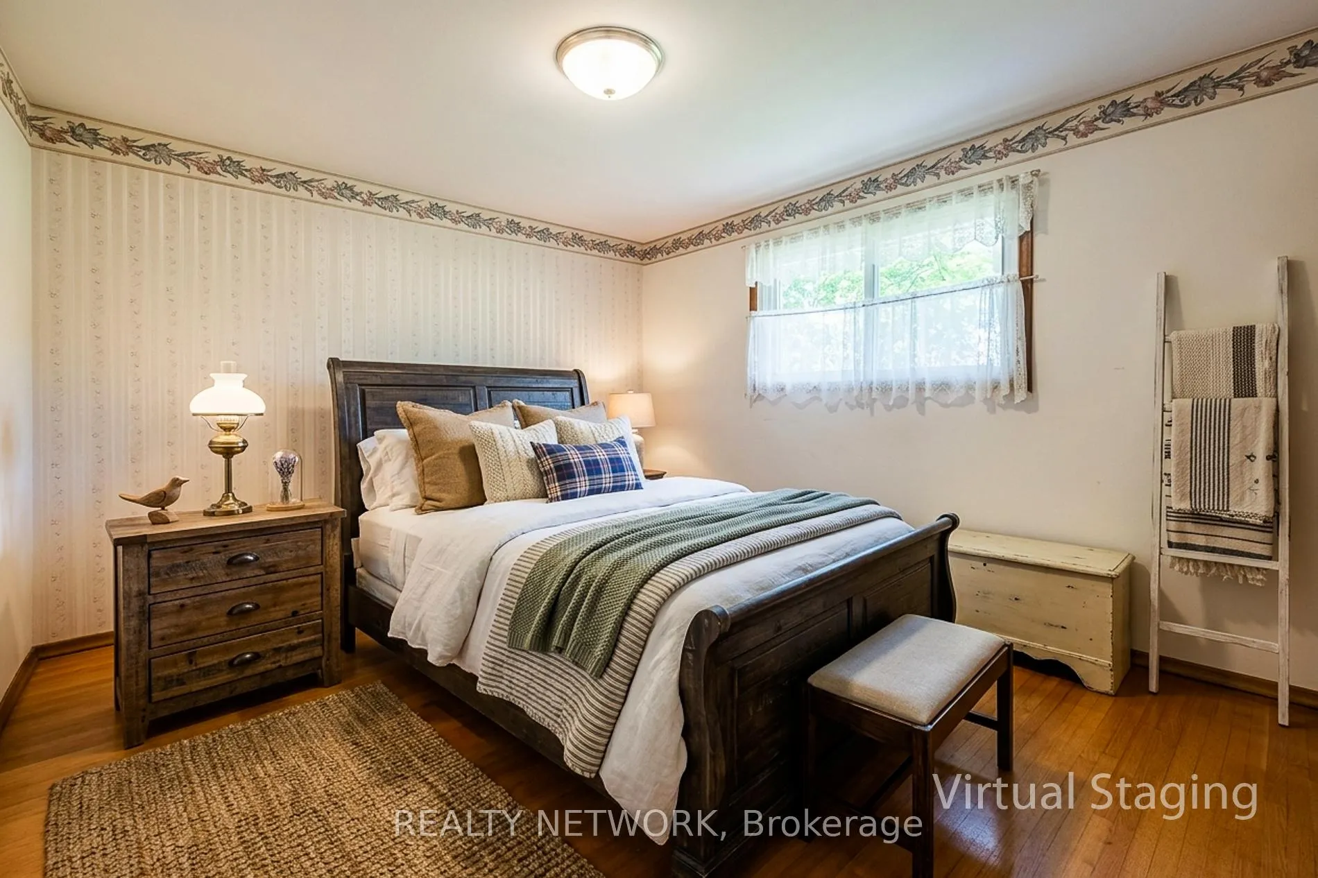 Photo 15 of 314 Upper Kenilworth Avenue, Hamilton, Huntington — HOMEH