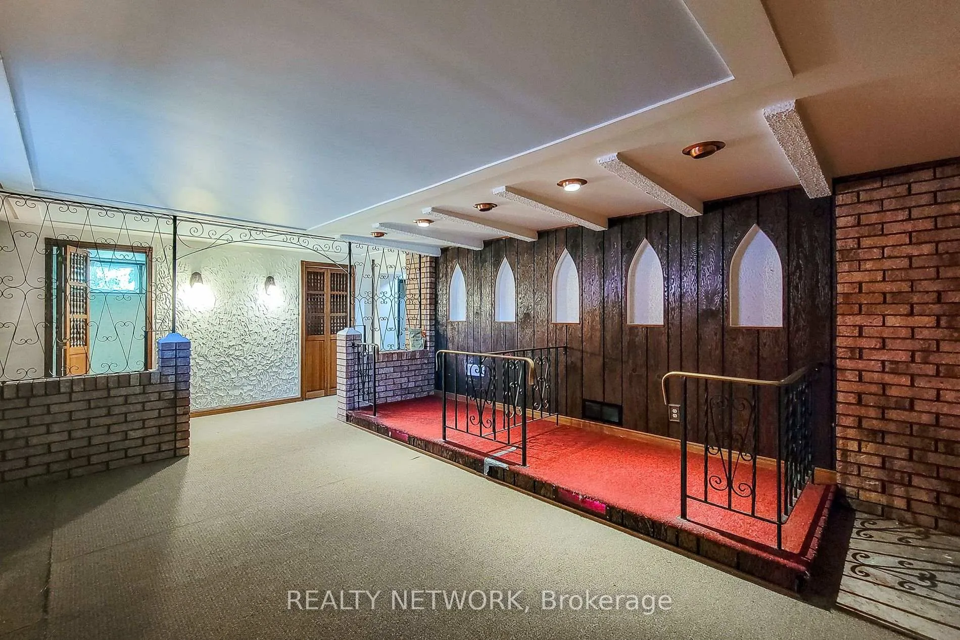 Photo 20 of 314 Upper Kenilworth Avenue, Hamilton, Huntington — HOMEH