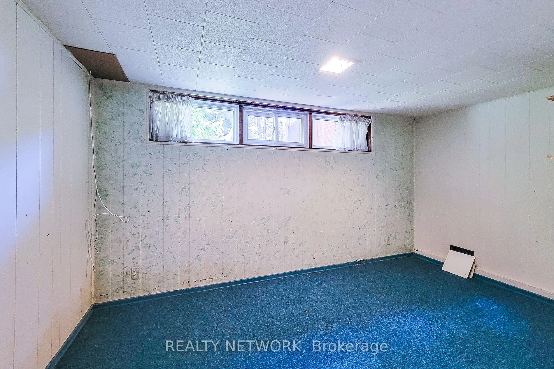 Photo 23 of 314 Upper Kenilworth Avenue, Hamilton, Huntington — HOMEH