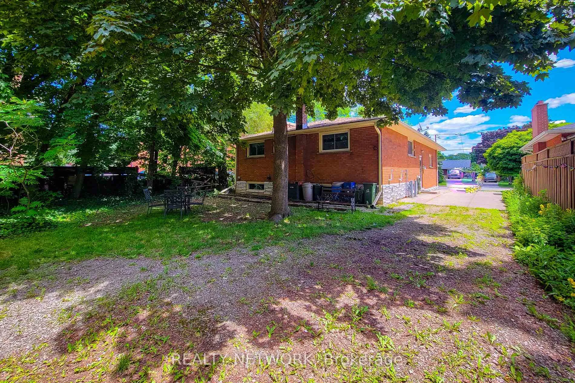 Photo 30 of 314 Upper Kenilworth Avenue, Hamilton, Huntington — HOMEH