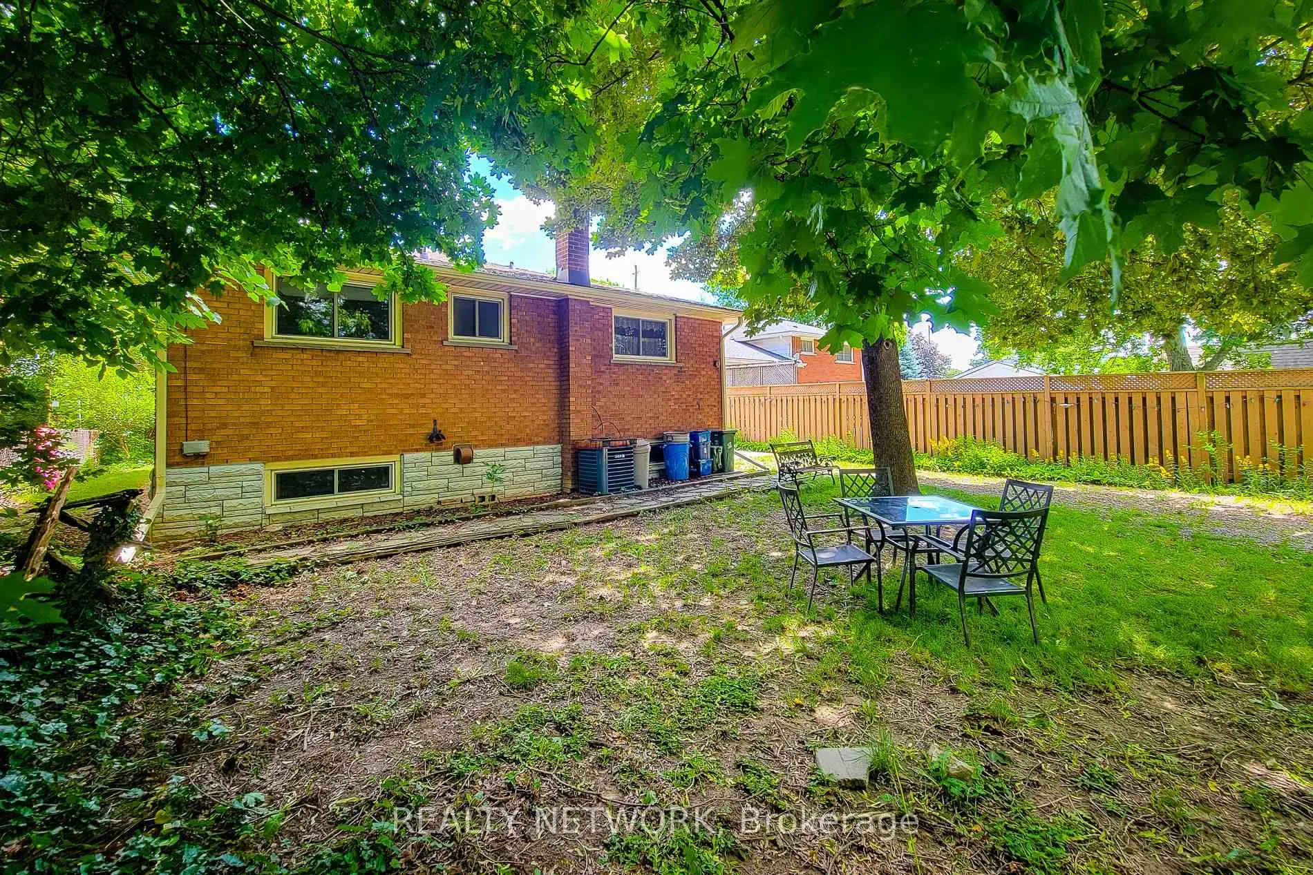 Photo 31 of 314 Upper Kenilworth Avenue, Hamilton, Huntington — HOMEH
