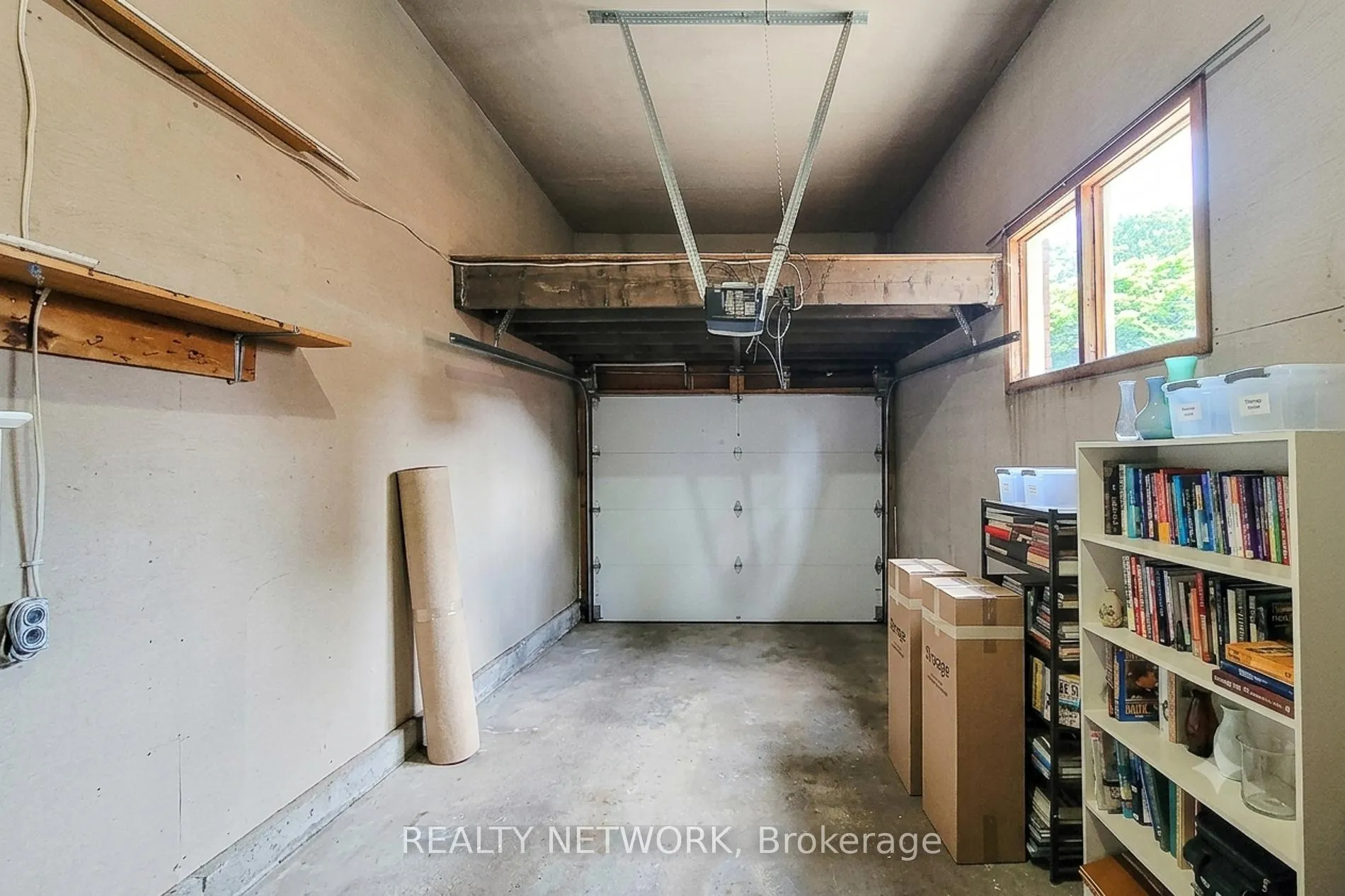 Photo 32 of 314 Upper Kenilworth Avenue, Hamilton, Huntington — HOMEH