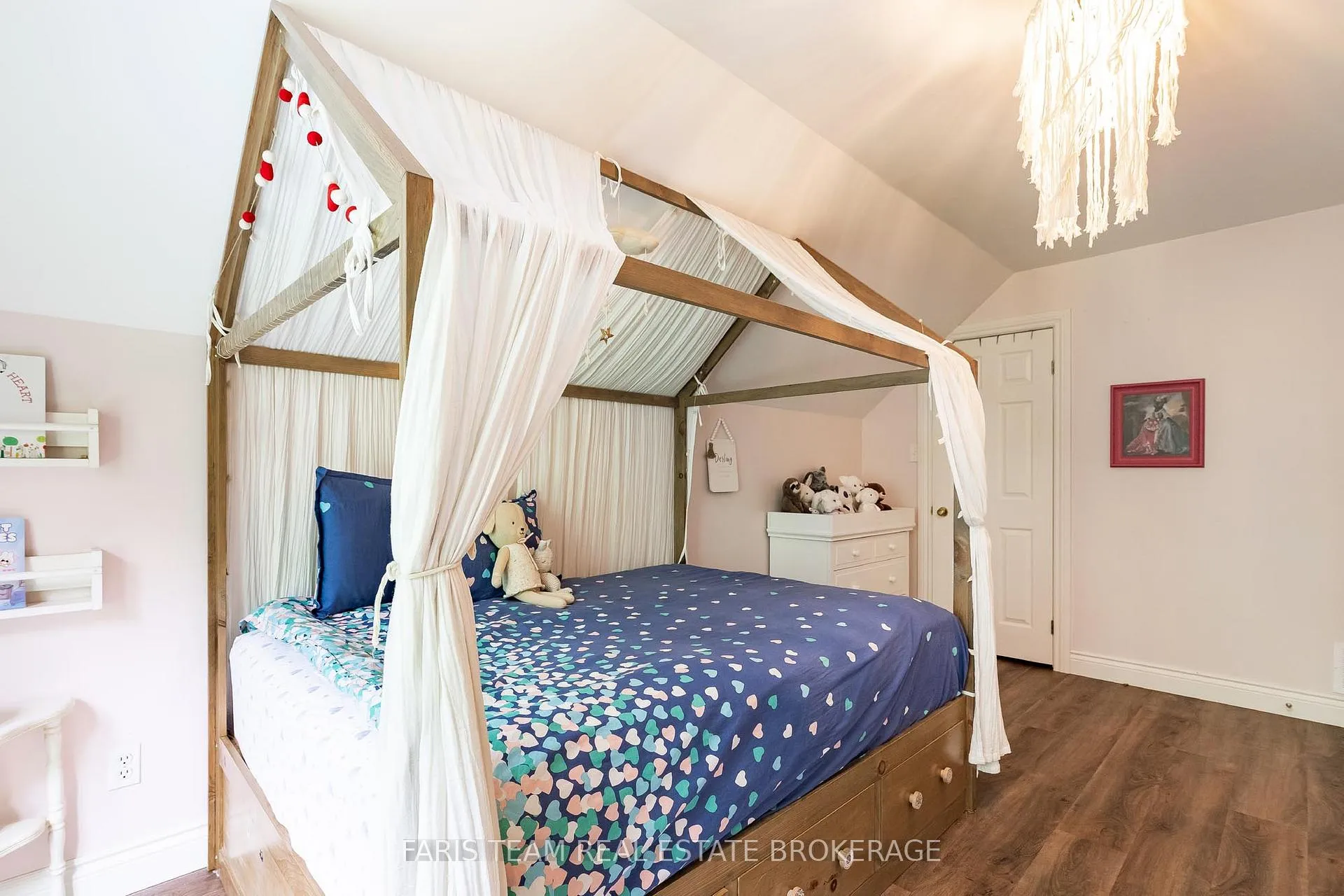 Photo 20 of 2268 Flos Road 10 E, Springwater, Rural Springwater — HOMEH