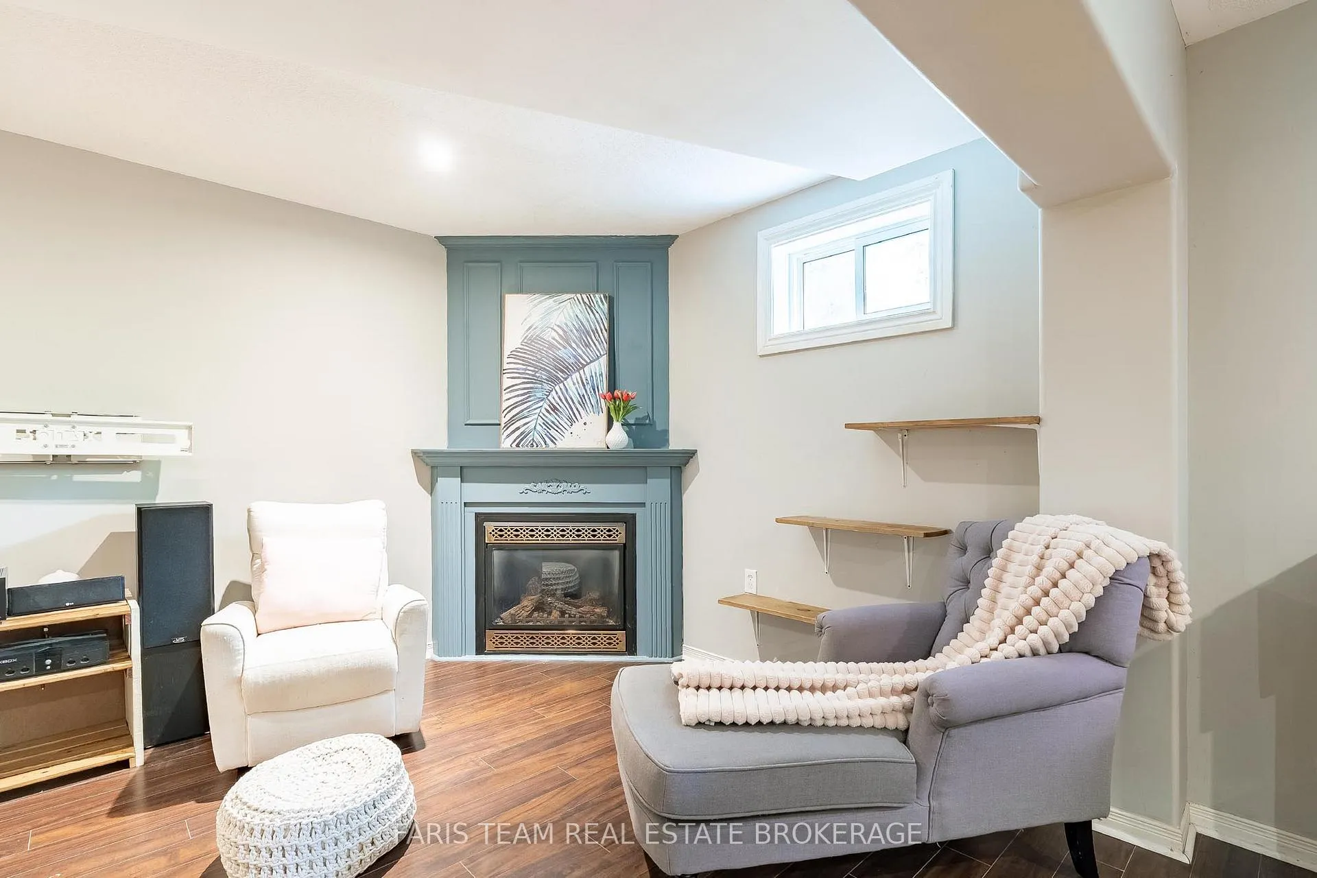 Photo 26 of 2268 Flos Road 10 E, Springwater, Rural Springwater — HOMEH