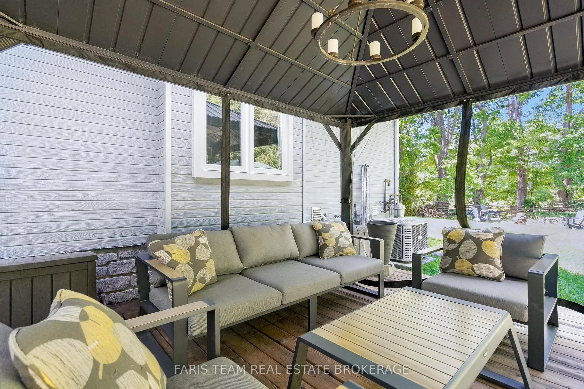 Photo 36 of 2268 Flos Road 10 E, Springwater, Rural Springwater — HOMEH