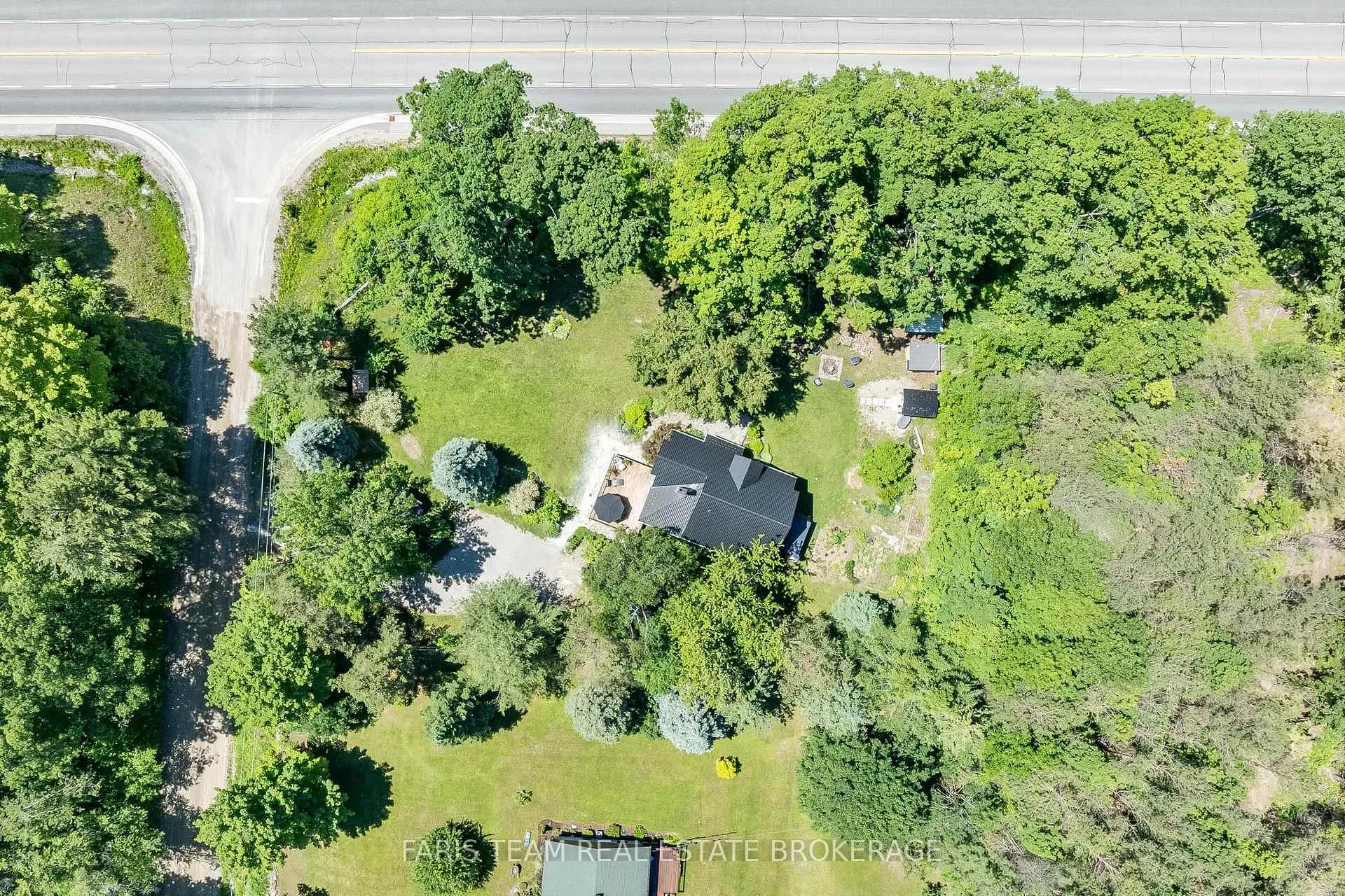 Photo 41 of 2268 Flos Road 10 E, Springwater, Rural Springwater — HOMEH