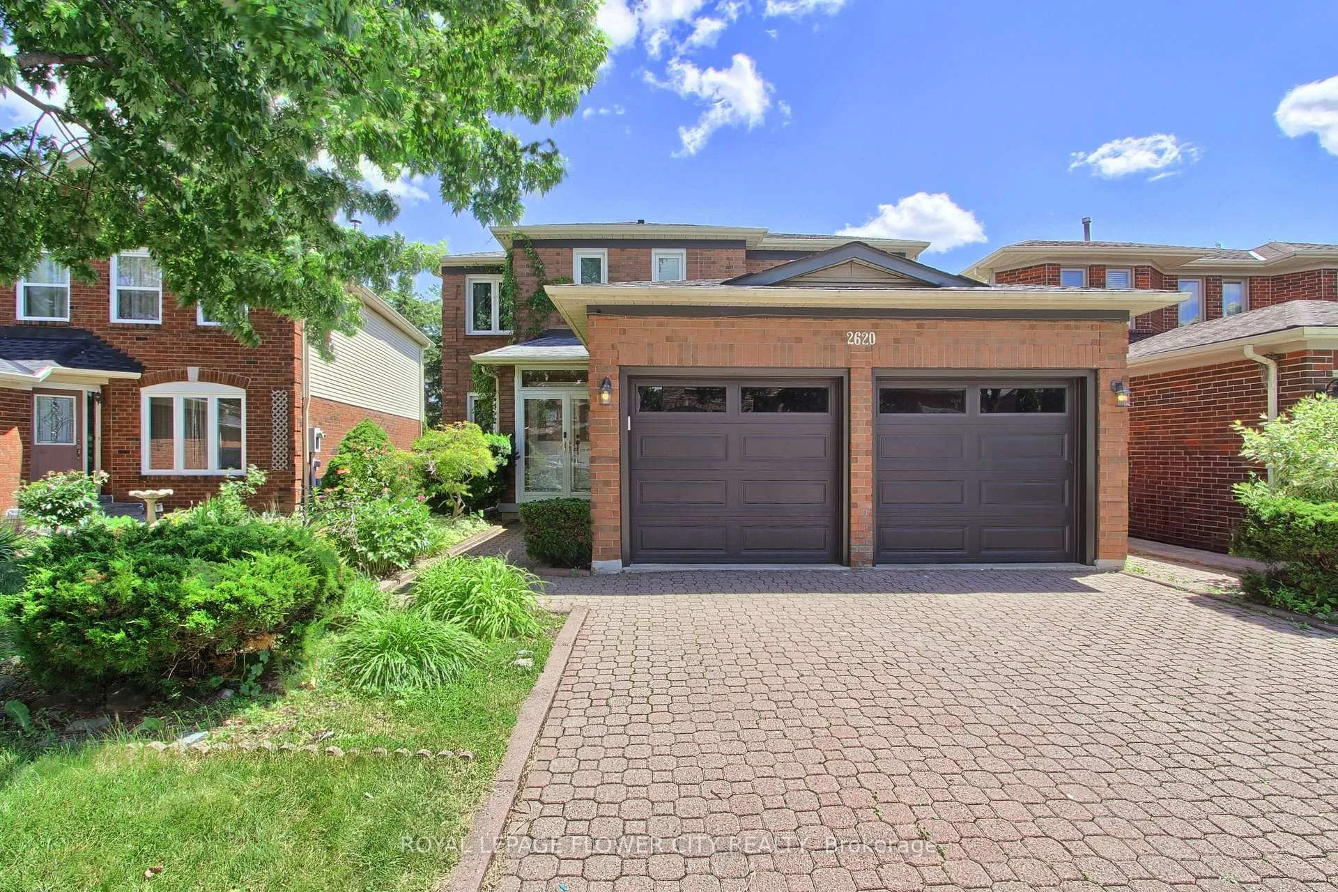 Front of 2620 Credit Valley Road