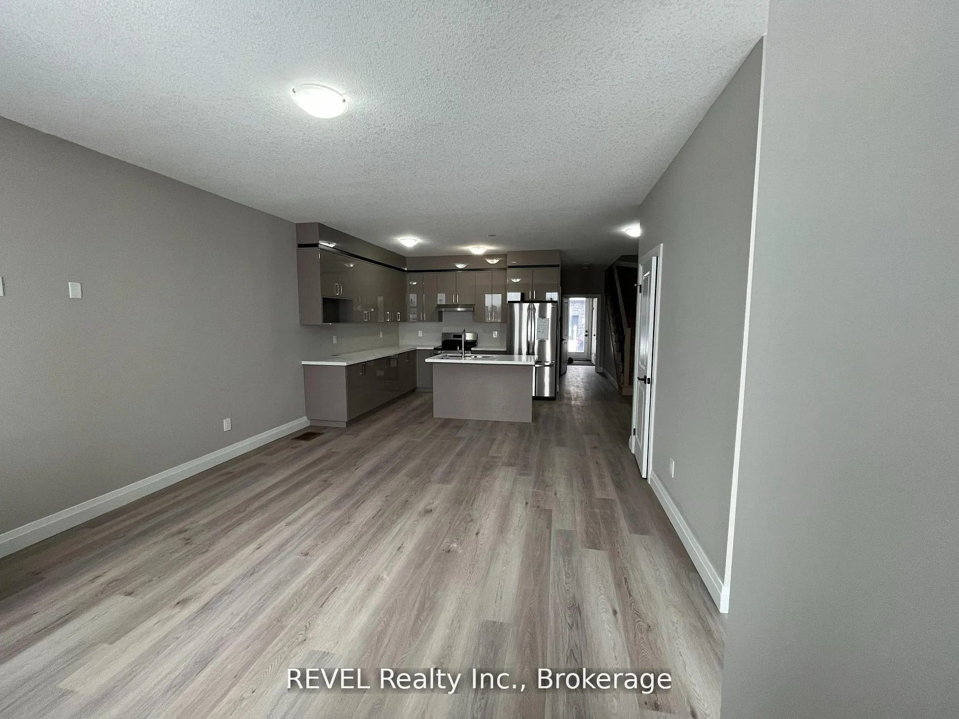 Photo 5 of 16 Keystone Trail, Welland, Lincoln/Crowland — HOMEH