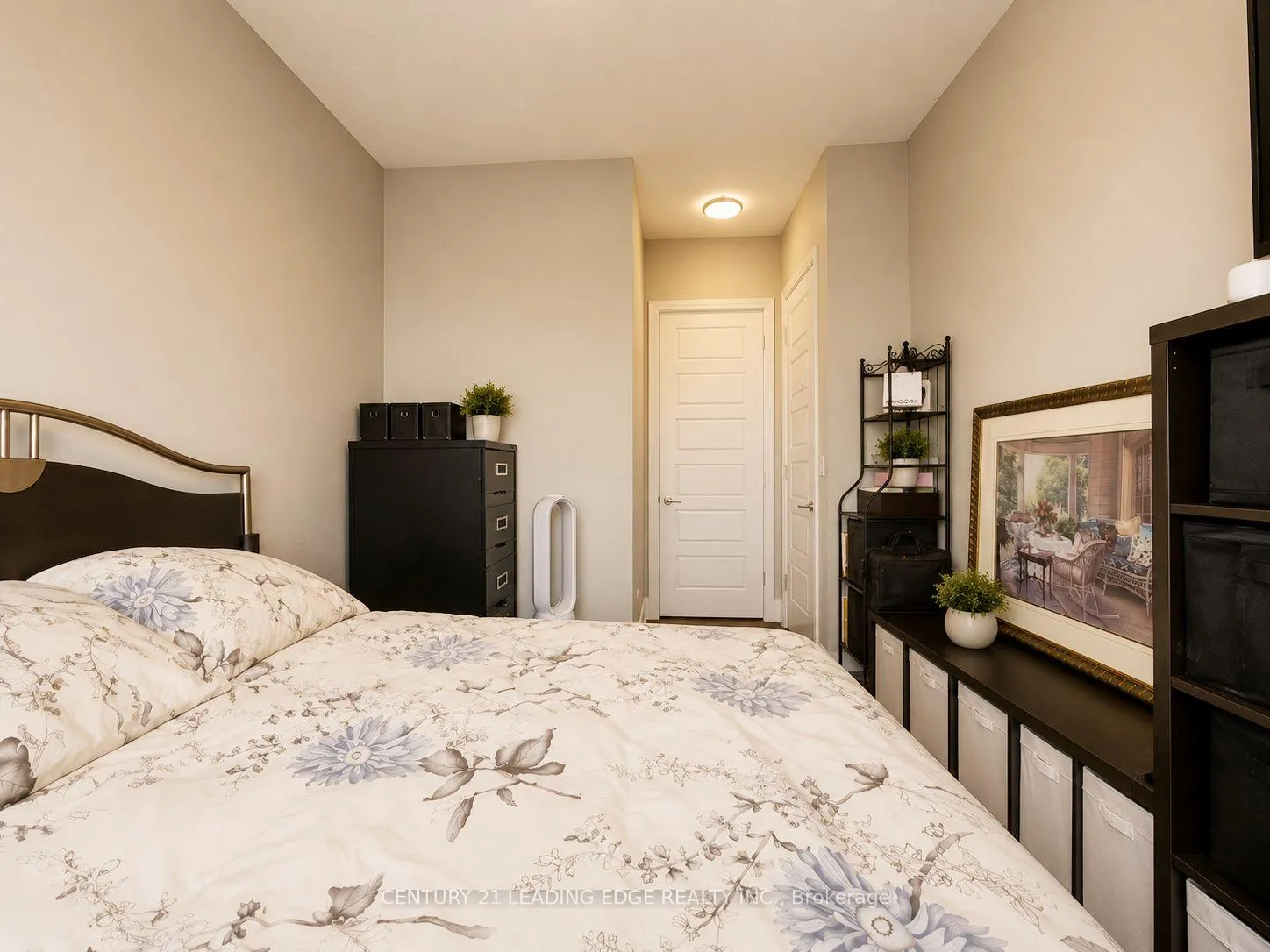 Photo 11 of Unit 121, 25 Water Walk Drive, Markham, Unionville — HOMEH