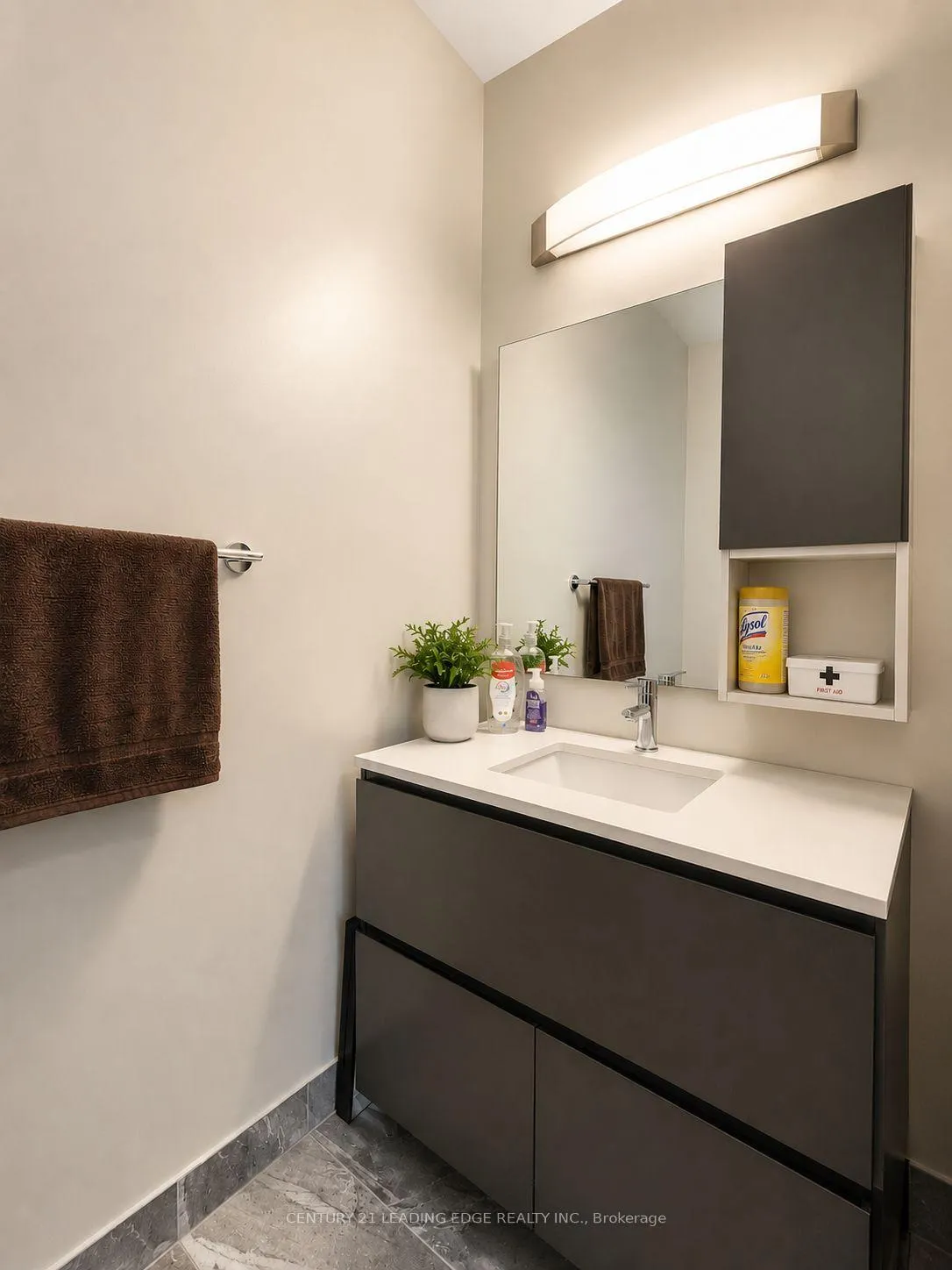 Photo 14 of Unit 121, 25 Water Walk Drive, Markham, Unionville — HOMEH