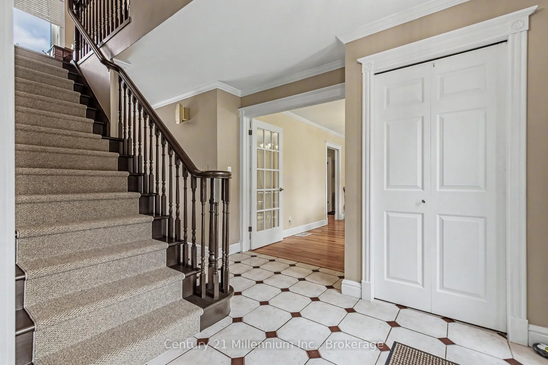 Photo 9 of 103 Cedar Court, Chatsworth — HOMEH
