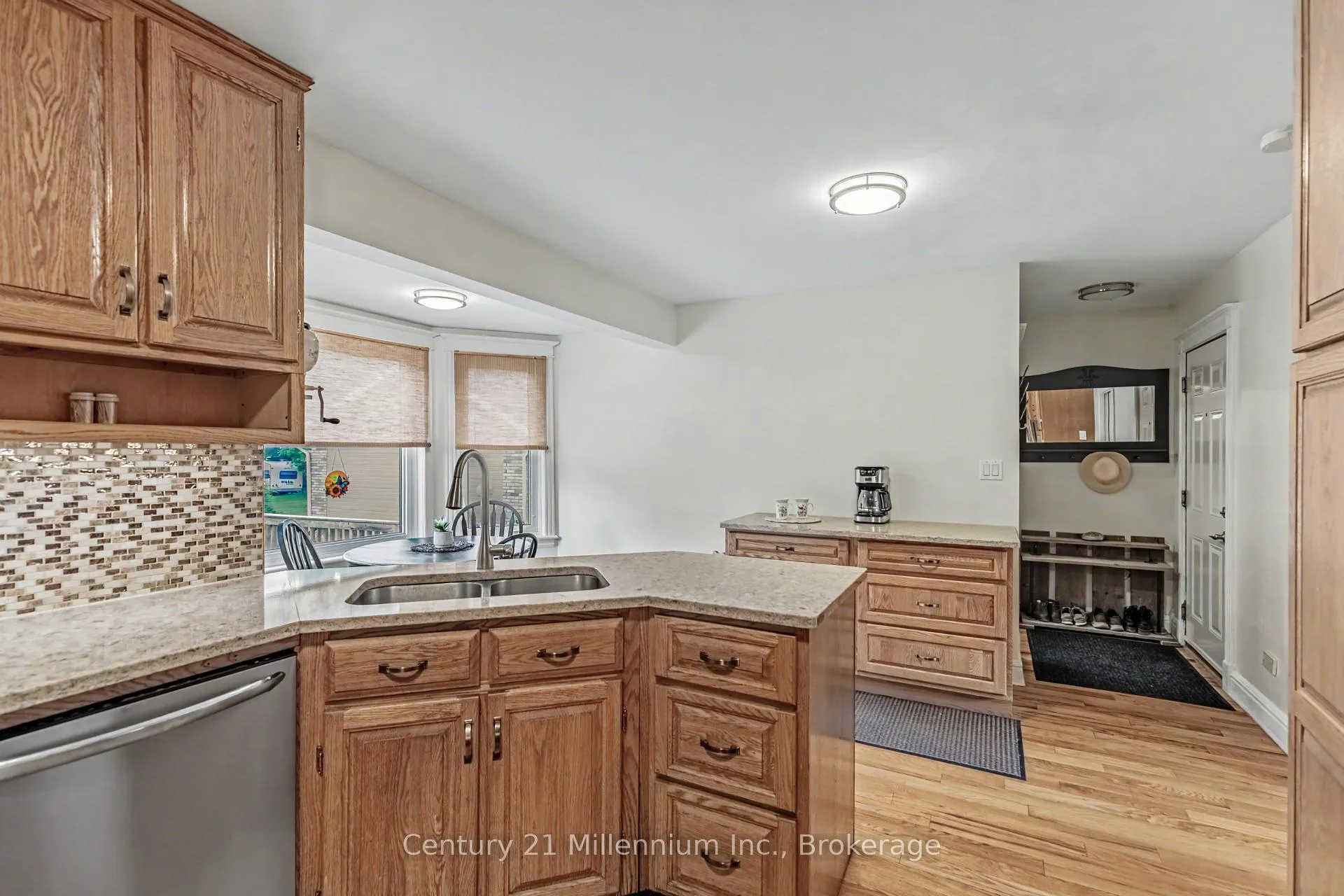 Photo 14 of 103 Cedar Court, Chatsworth — HOMEH
