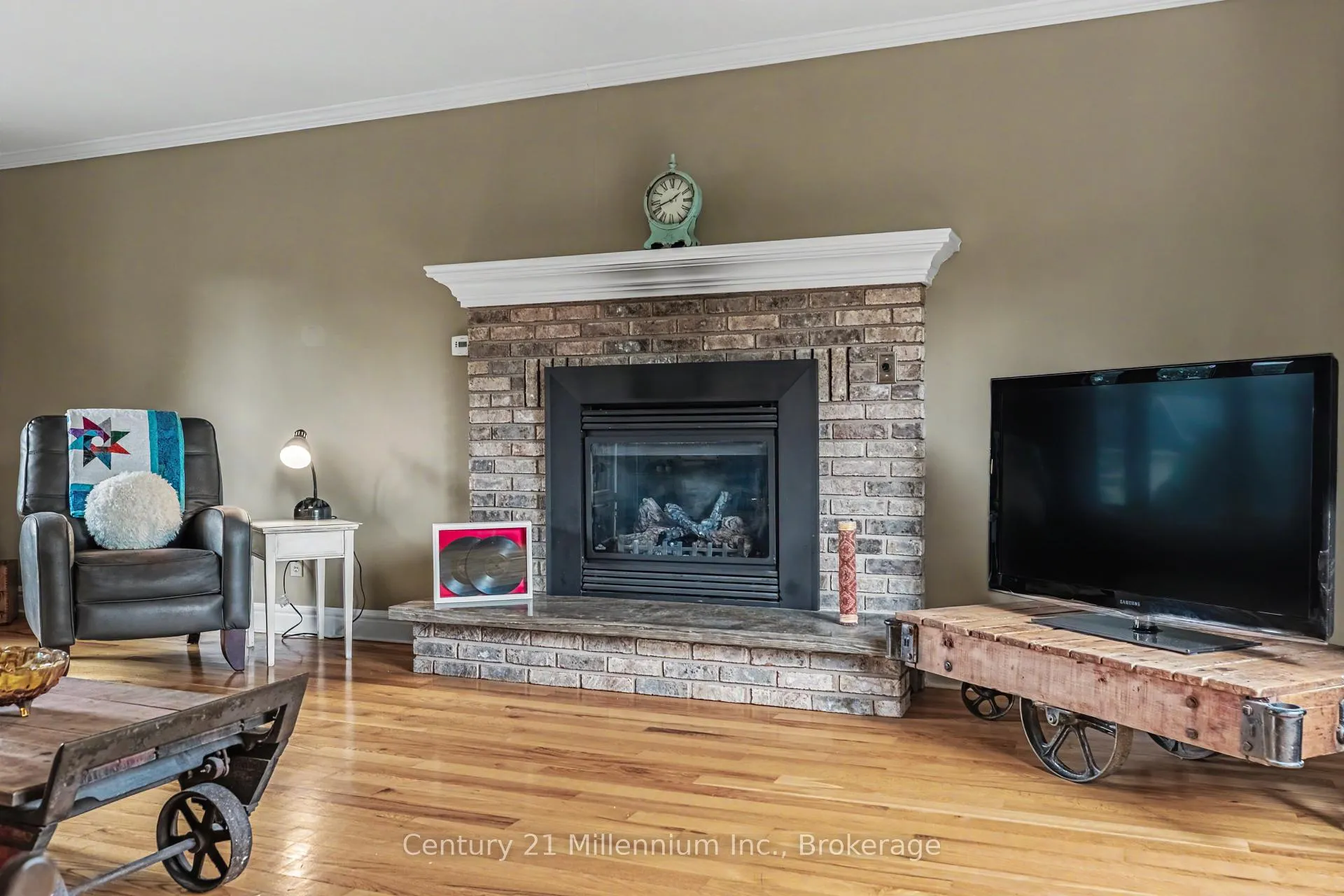 Photo 24 of 103 Cedar Court, Chatsworth — HOMEH