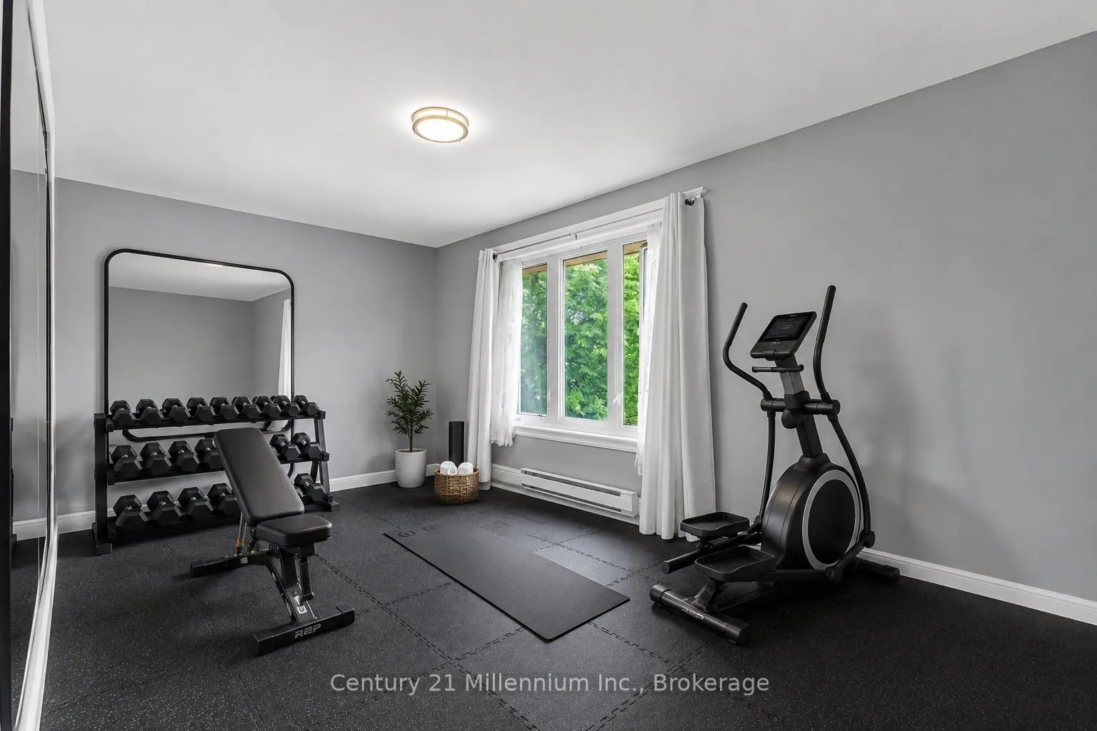 Photo 34 of 103 Cedar Court, Chatsworth — HOMEH
