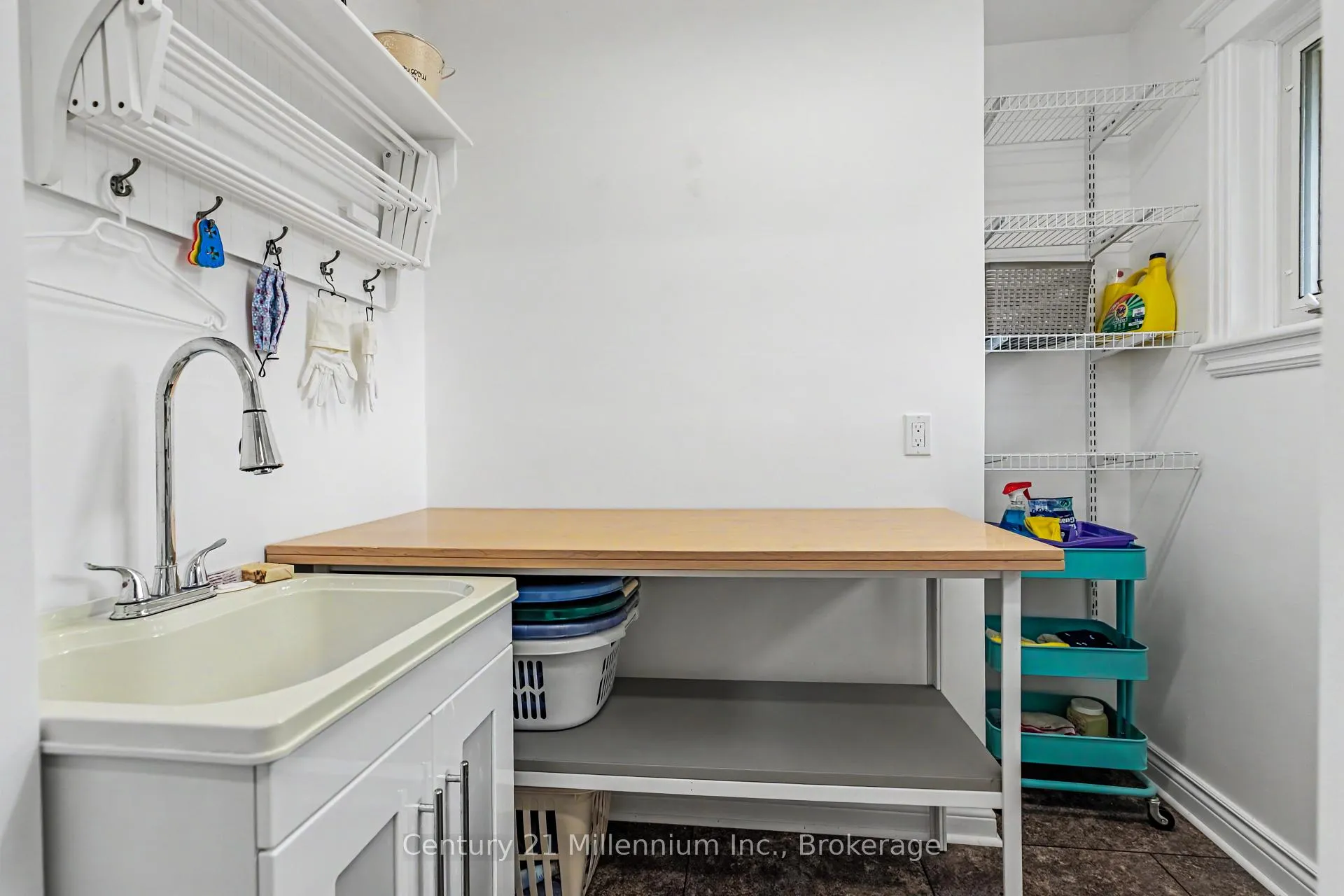 Photo 37 of 103 Cedar Court, Chatsworth — HOMEH