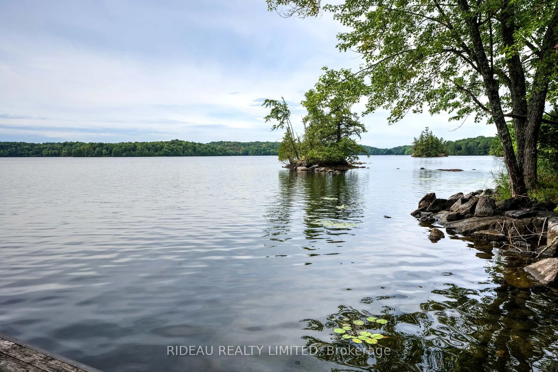 Photo 14 of 534 Oak Bluffs Road, Frontenac, Frontenac South — HOMEH