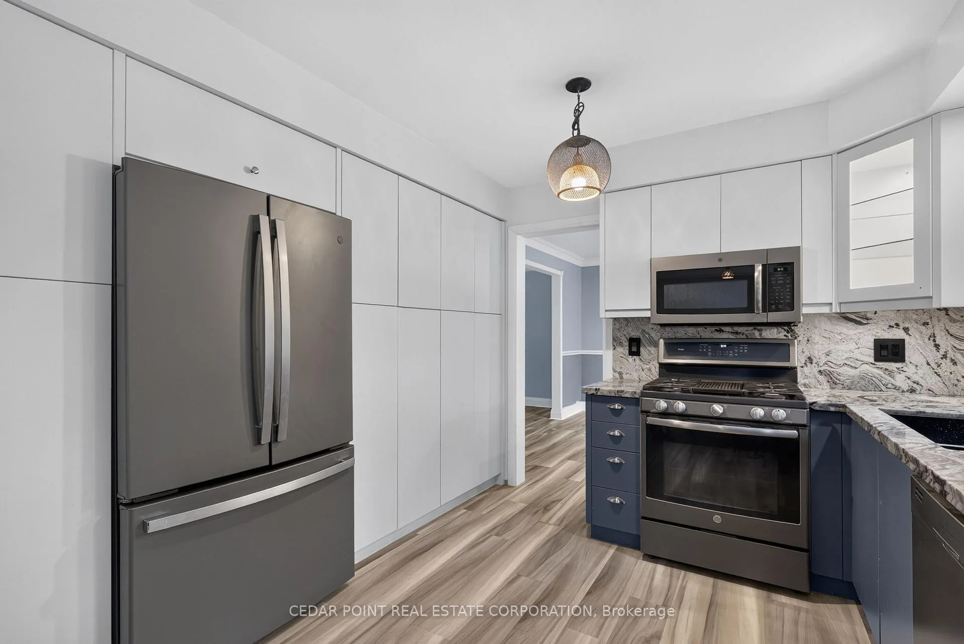 Photo 18 of 1096 Fair Birch Drive, Mississauga, Lorne Park — HOMEH
