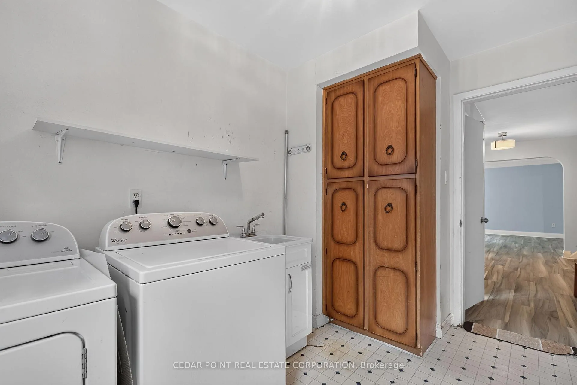 Photo 22 of 1096 Fair Birch Drive, Mississauga, Lorne Park — HOMEH