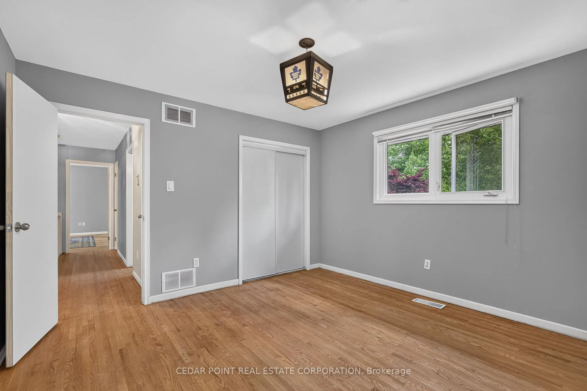 Photo 33 of 1096 Fair Birch Drive, Mississauga, Lorne Park — HOMEH