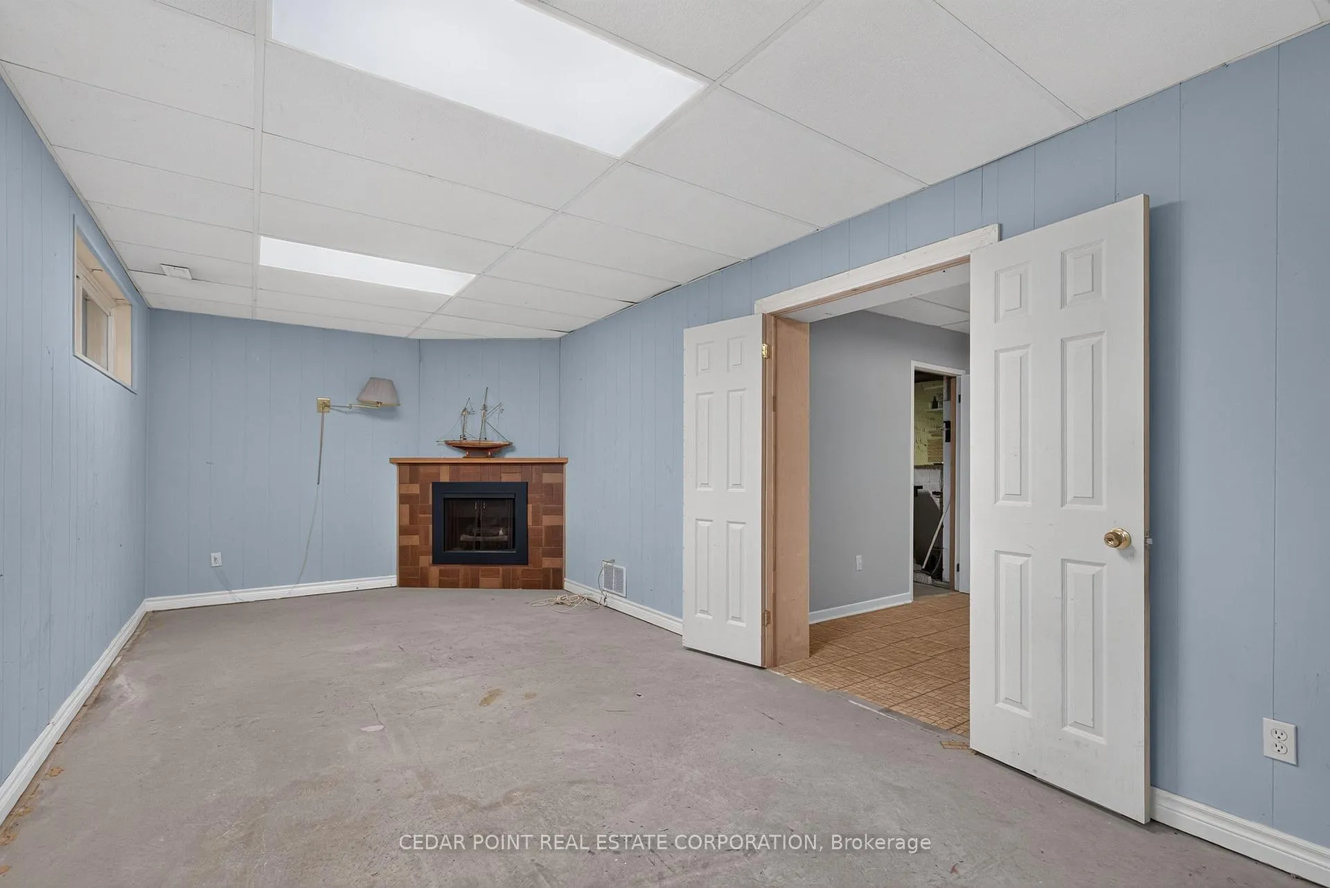 Photo 41 of 1096 Fair Birch Drive, Mississauga, Lorne Park — HOMEH