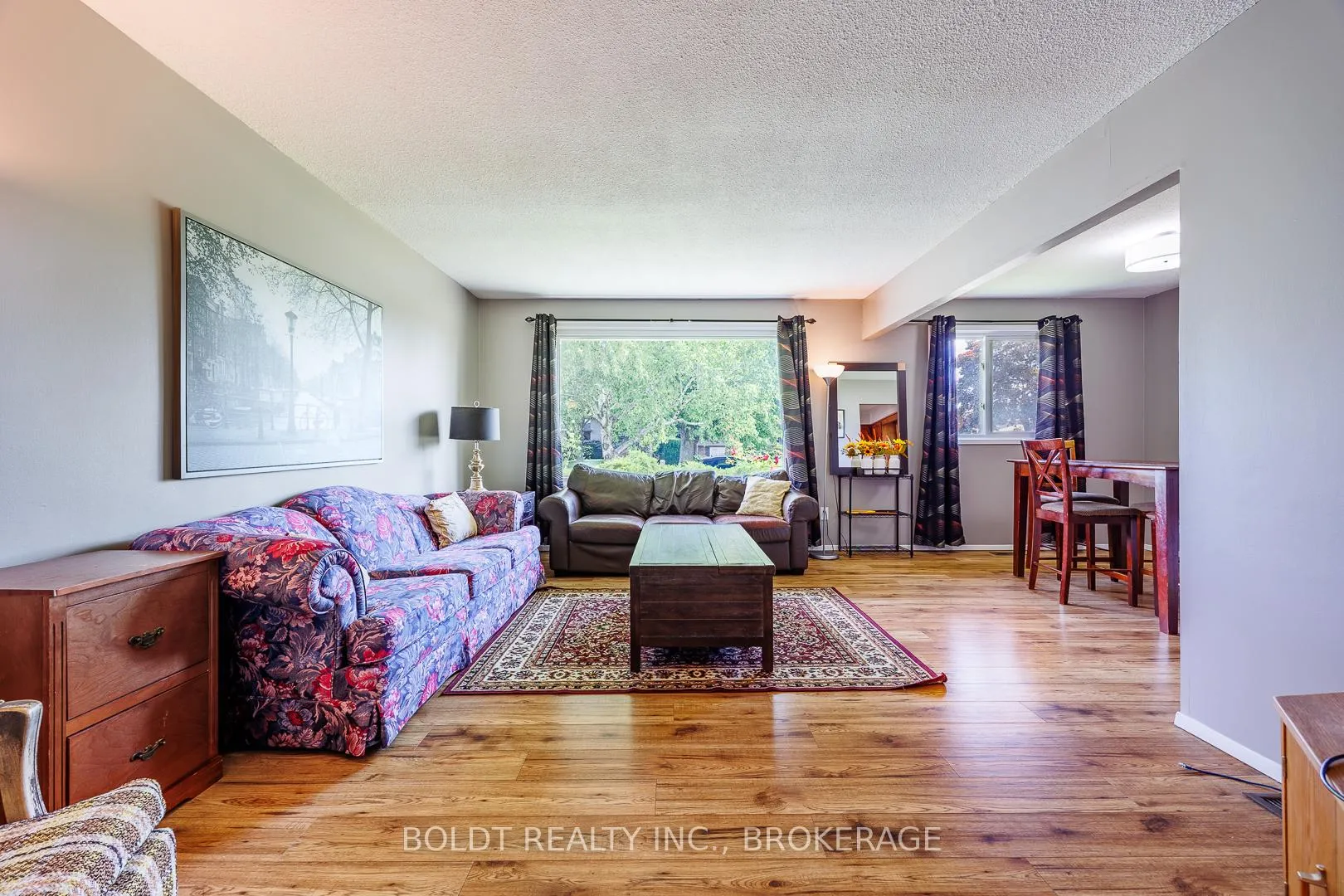 Photo 9 of 29 Tupper Drive, Thorold, Confederation Heights — HOMEH