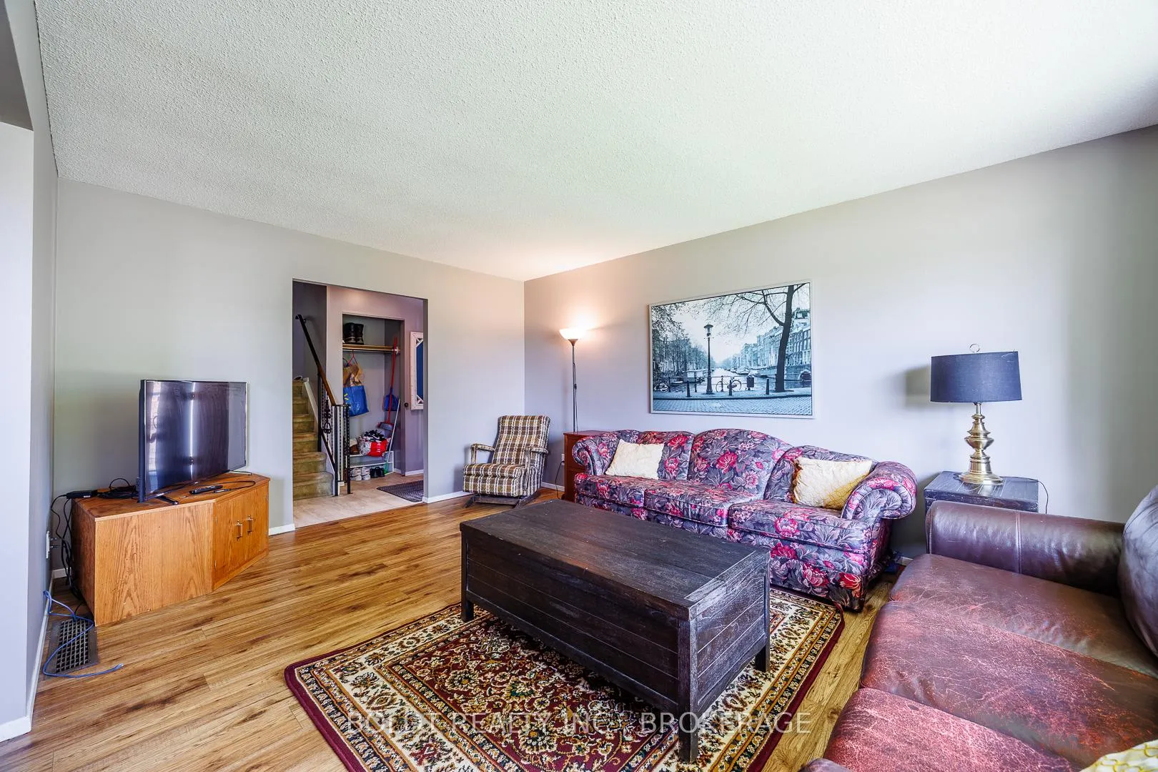 Photo 11 of 29 Tupper Drive, Thorold, Confederation Heights — HOMEH