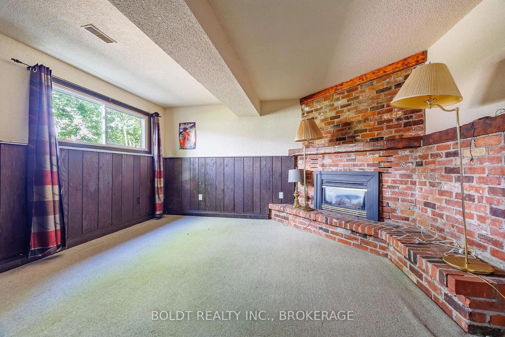 Photo 18 of 29 Tupper Drive, Thorold, Confederation Heights — HOMEH