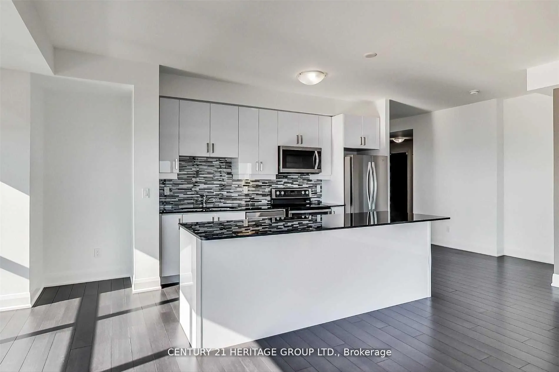 Photo 12 of Unit 3402, 2900 Highway 7, Vaughan, Concord — HOMEH