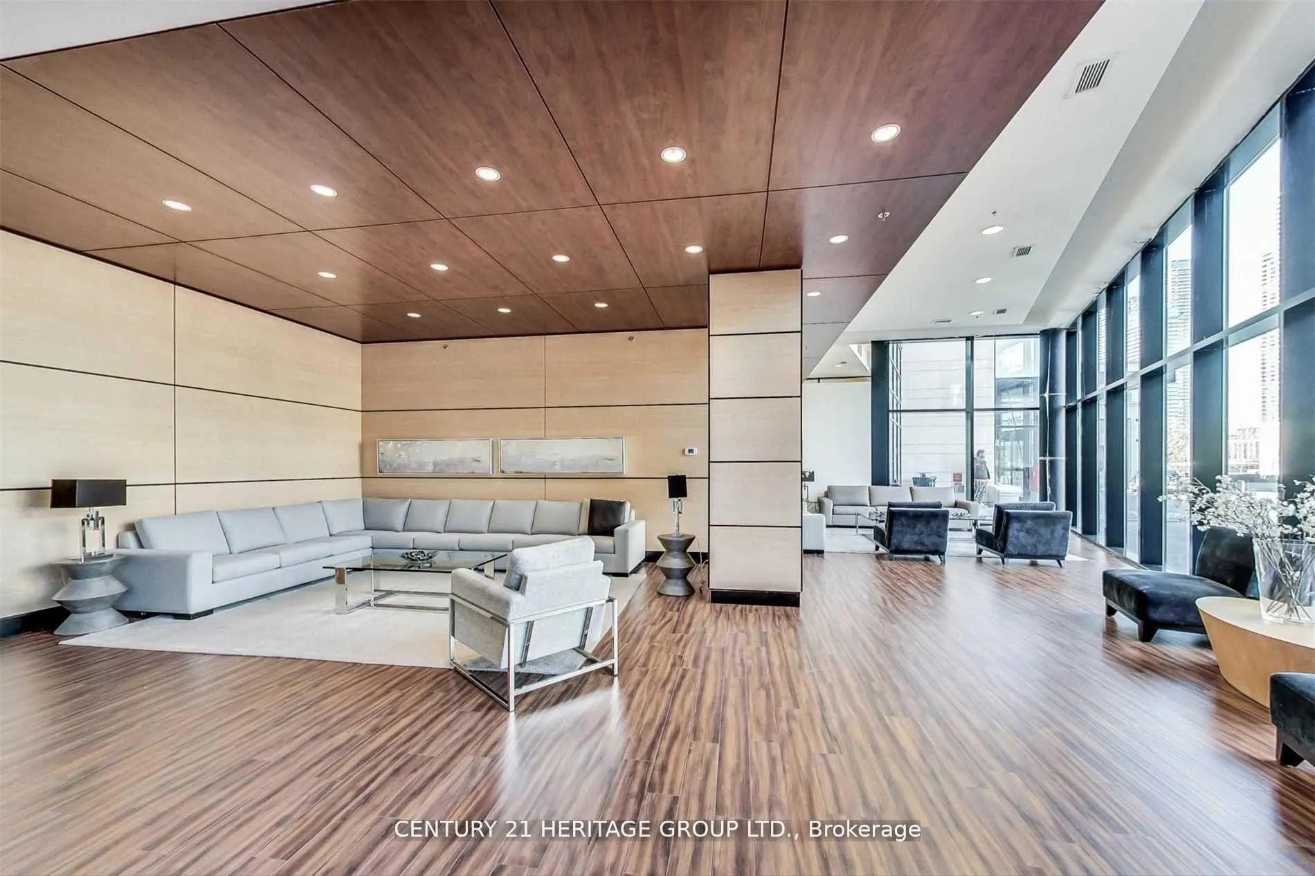 Photo 32 of Unit 3402, 2900 Highway 7, Vaughan, Concord — HOMEH