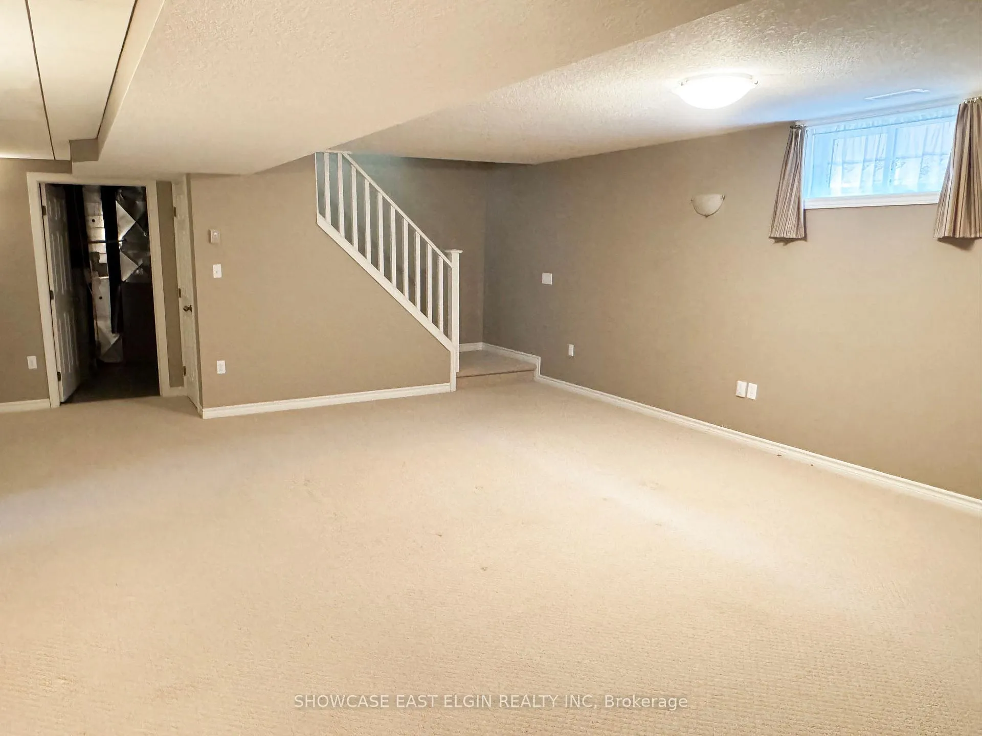 Photo 16 of 10 Holland Avenue, Aylmer — HOMEH