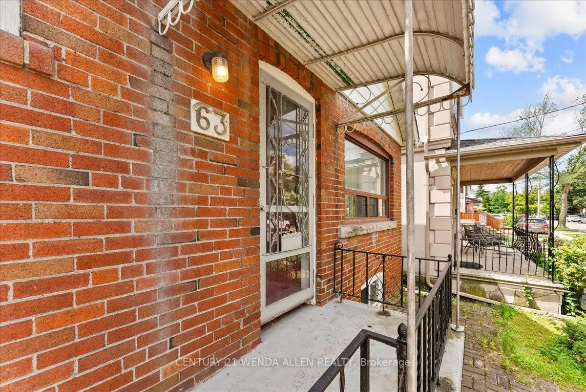 Photo 3 of 63 Torrens Avenue, Toronto, Broadview North — HOMEH