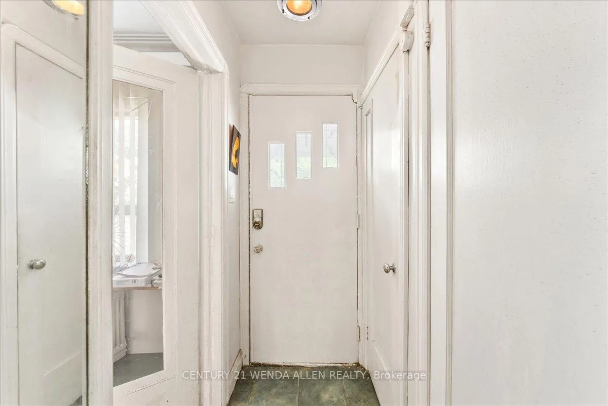 Photo 4 of 63 Torrens Avenue, Toronto, Broadview North — HOMEH