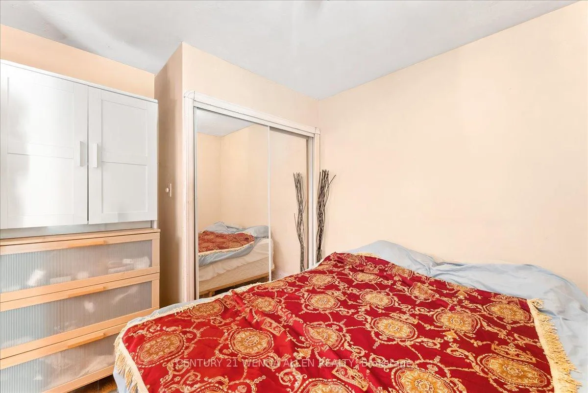 Photo 14 of 63 Torrens Avenue, Toronto, Broadview North — HOMEH