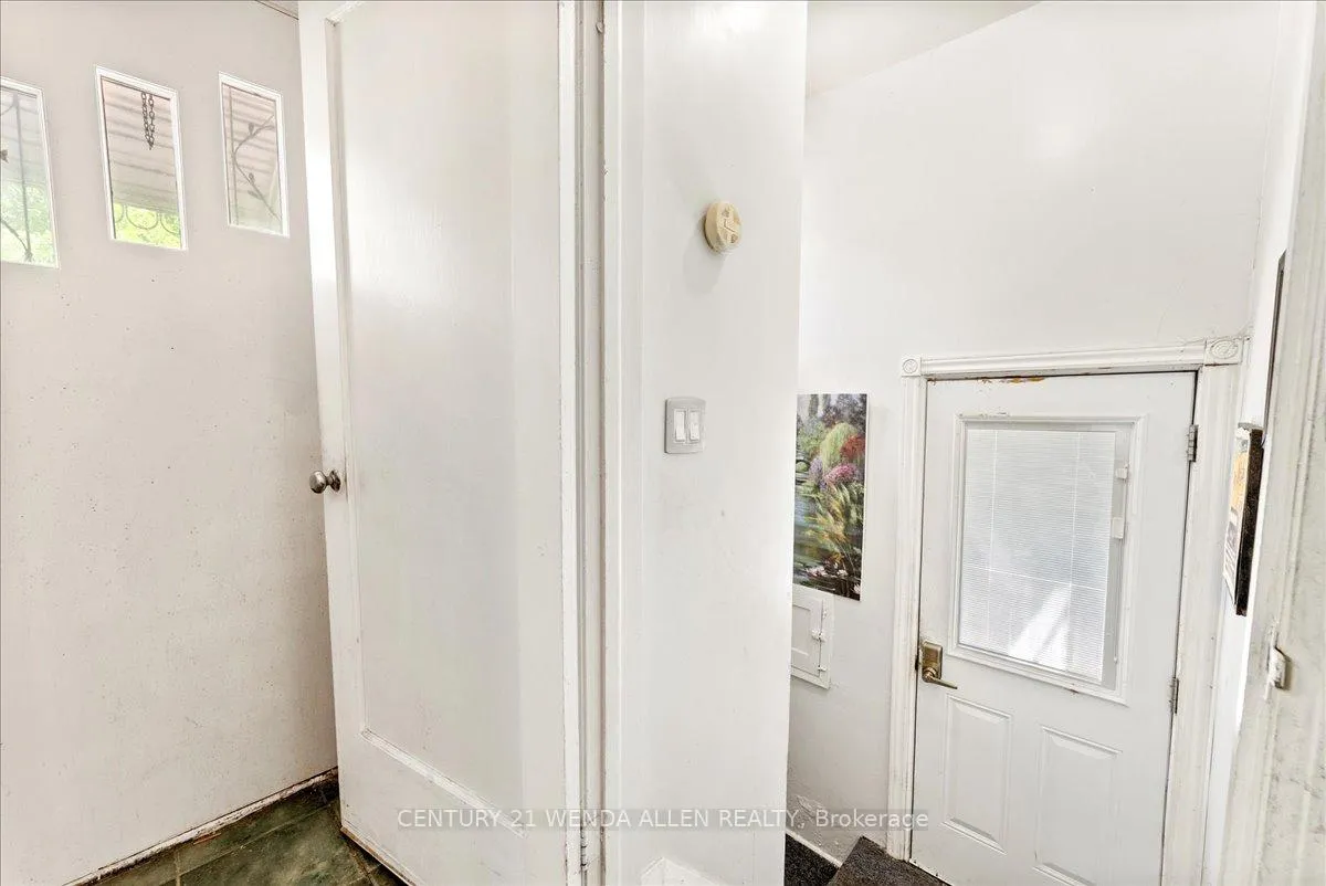 Photo 20 of 63 Torrens Avenue, Toronto, Broadview North — HOMEH