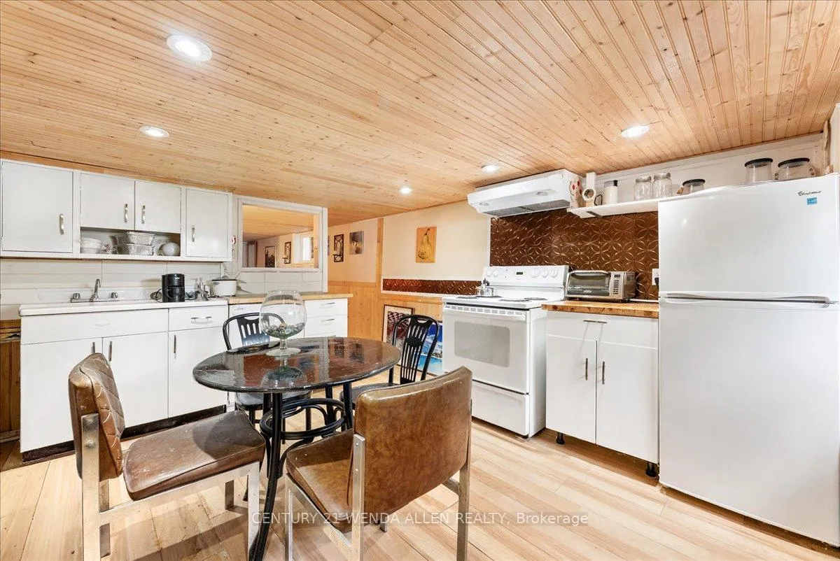 Photo 21 of 63 Torrens Avenue, Toronto, Broadview North — HOMEH