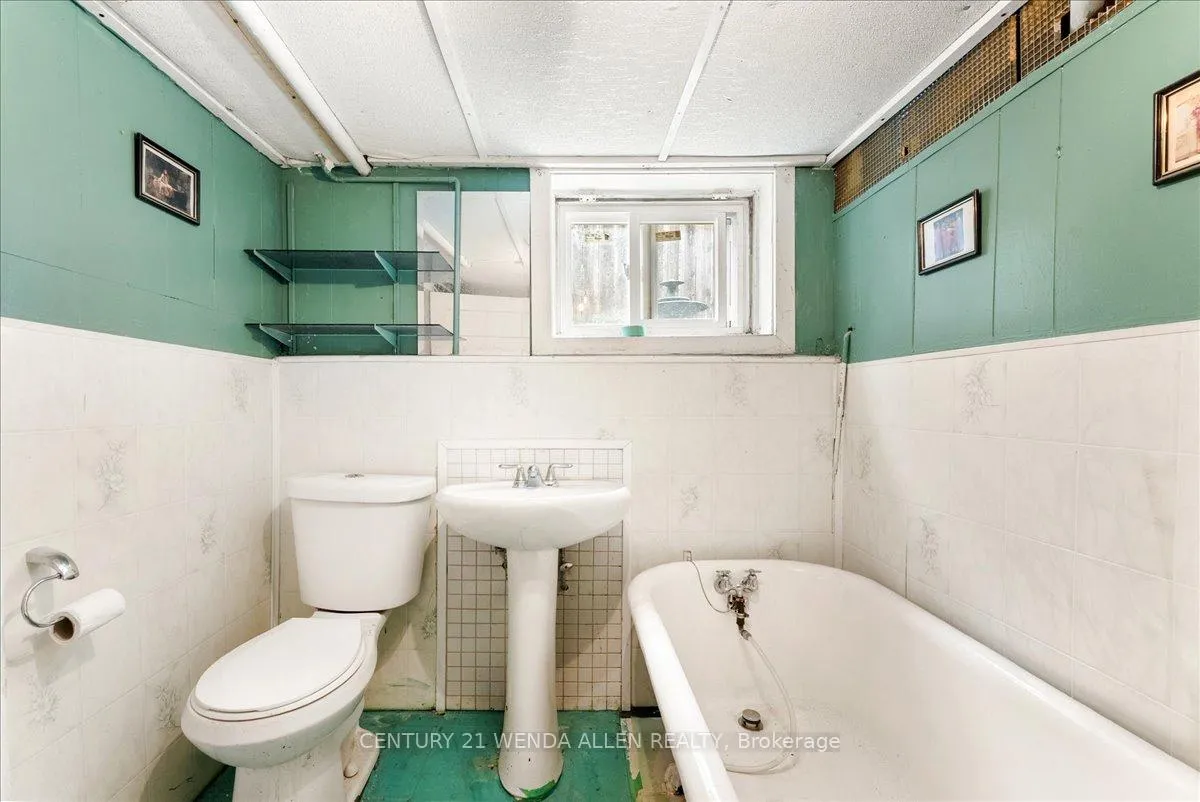 Photo 27 of 63 Torrens Avenue, Toronto, Broadview North — HOMEH
