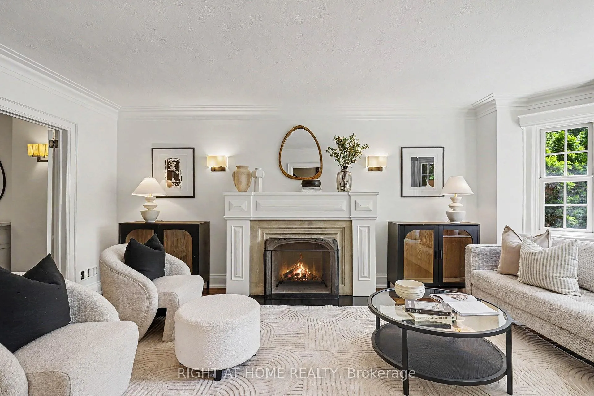 Photo 2 of 504 Roselawn Avenue, Toronto, Lawrence Park South — HOMEH