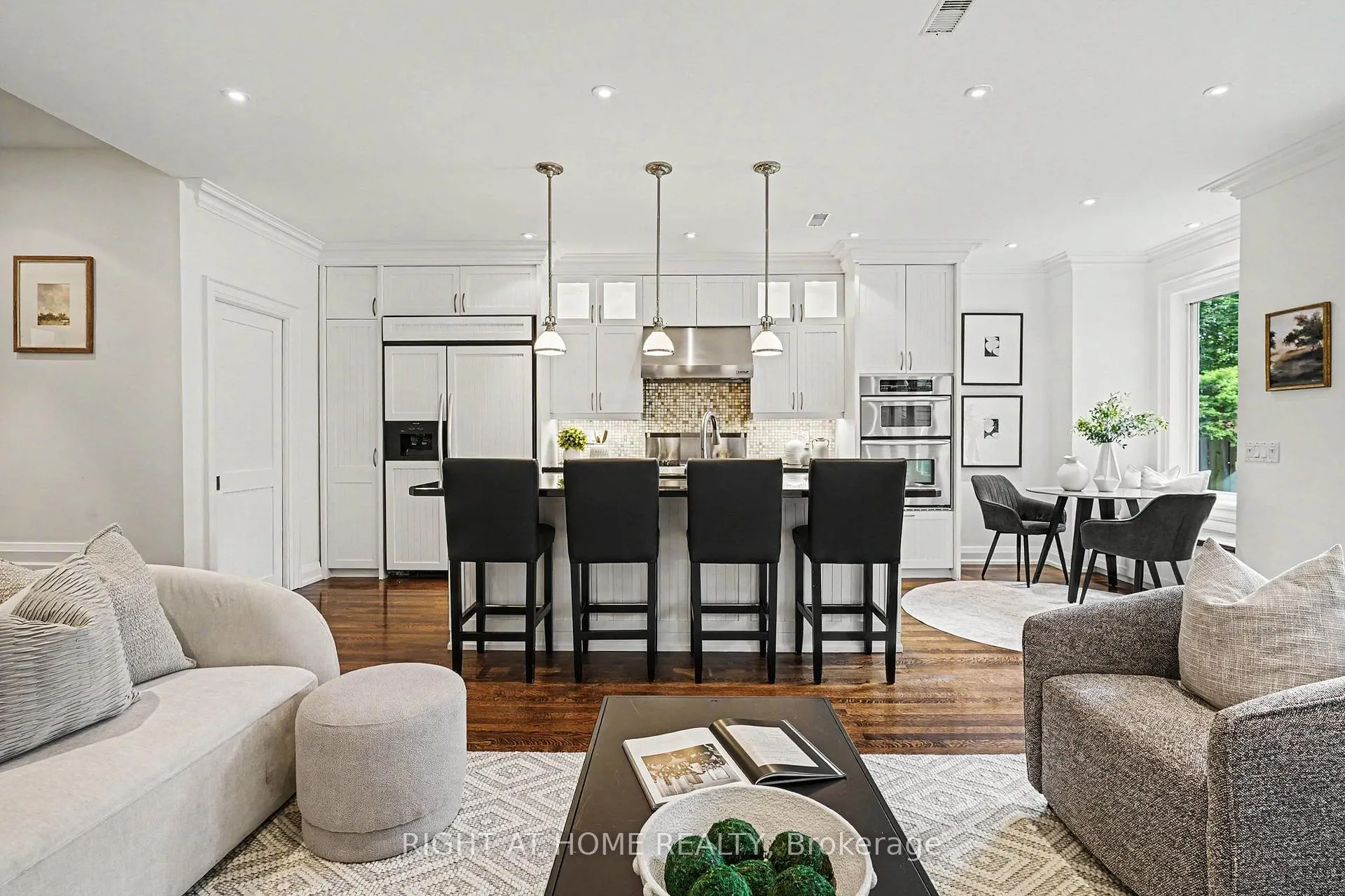 Photo 12 of 504 Roselawn Avenue, Toronto, Lawrence Park South — HOMEH
