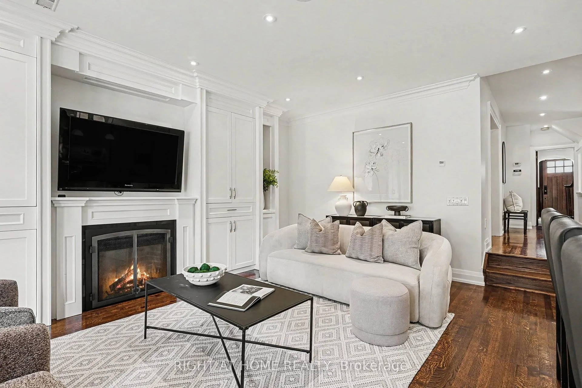Photo 13 of 504 Roselawn Avenue, Toronto, Lawrence Park South — HOMEH