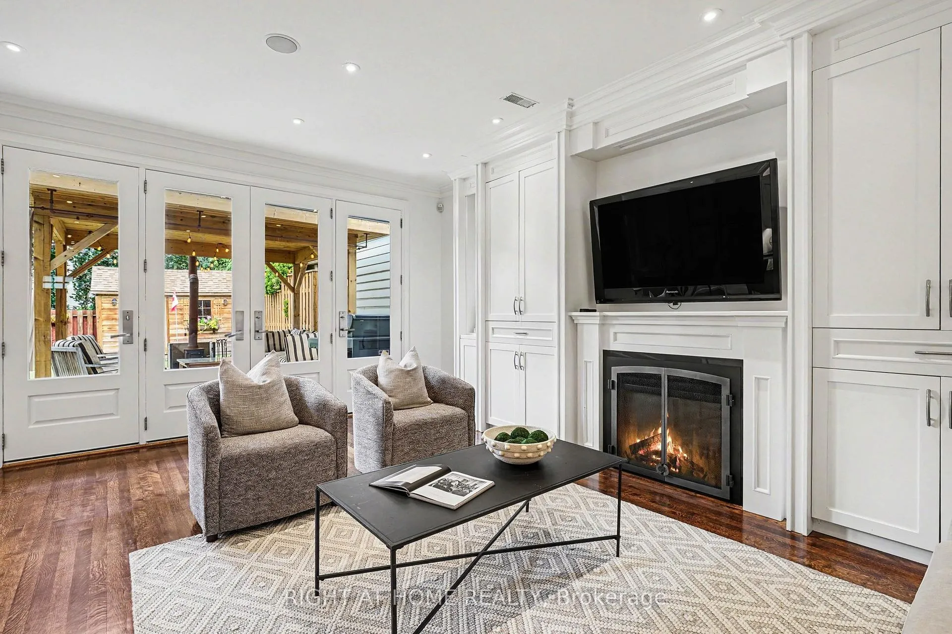 Photo 14 of 504 Roselawn Avenue, Toronto, Lawrence Park South — HOMEH